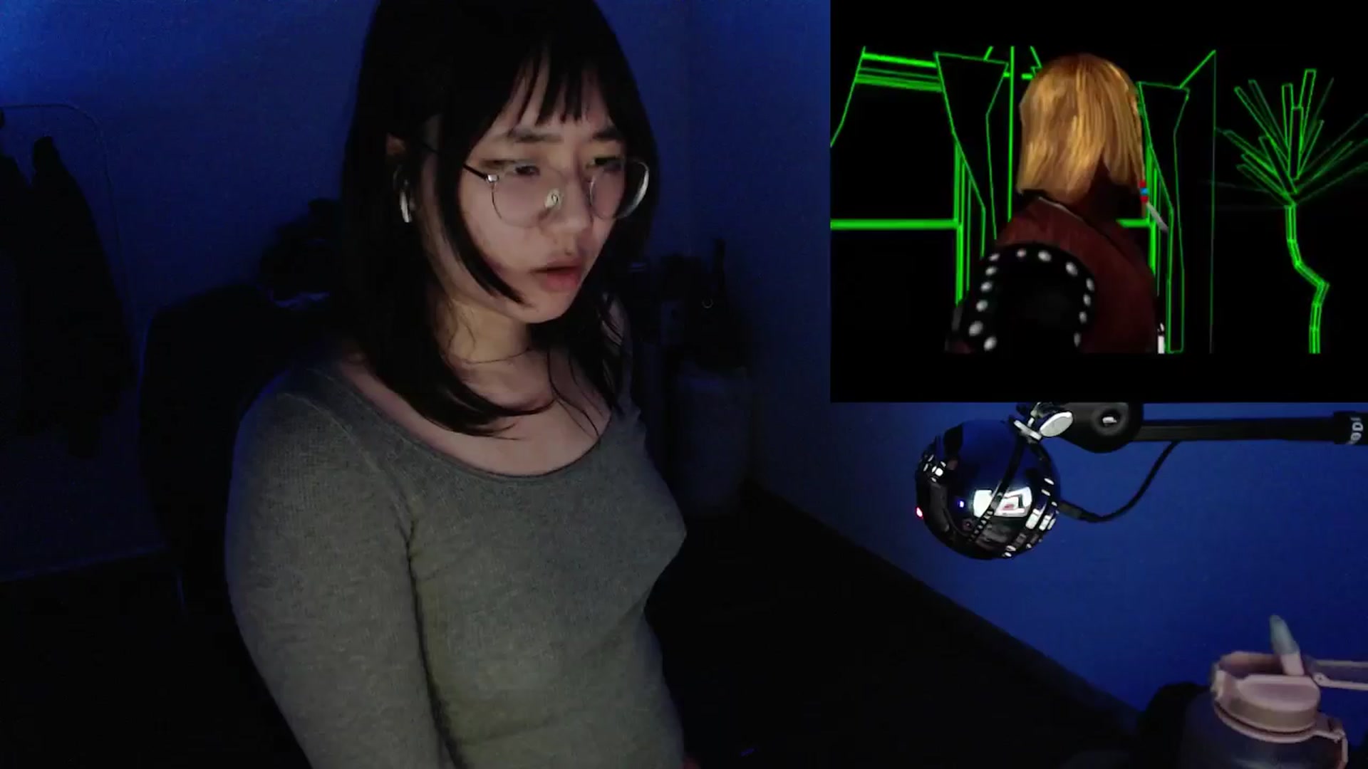 Gallery image thumbnail from Kuromin's myfreecams stream on, 05/23/2024, 21:08 image 17 of 20