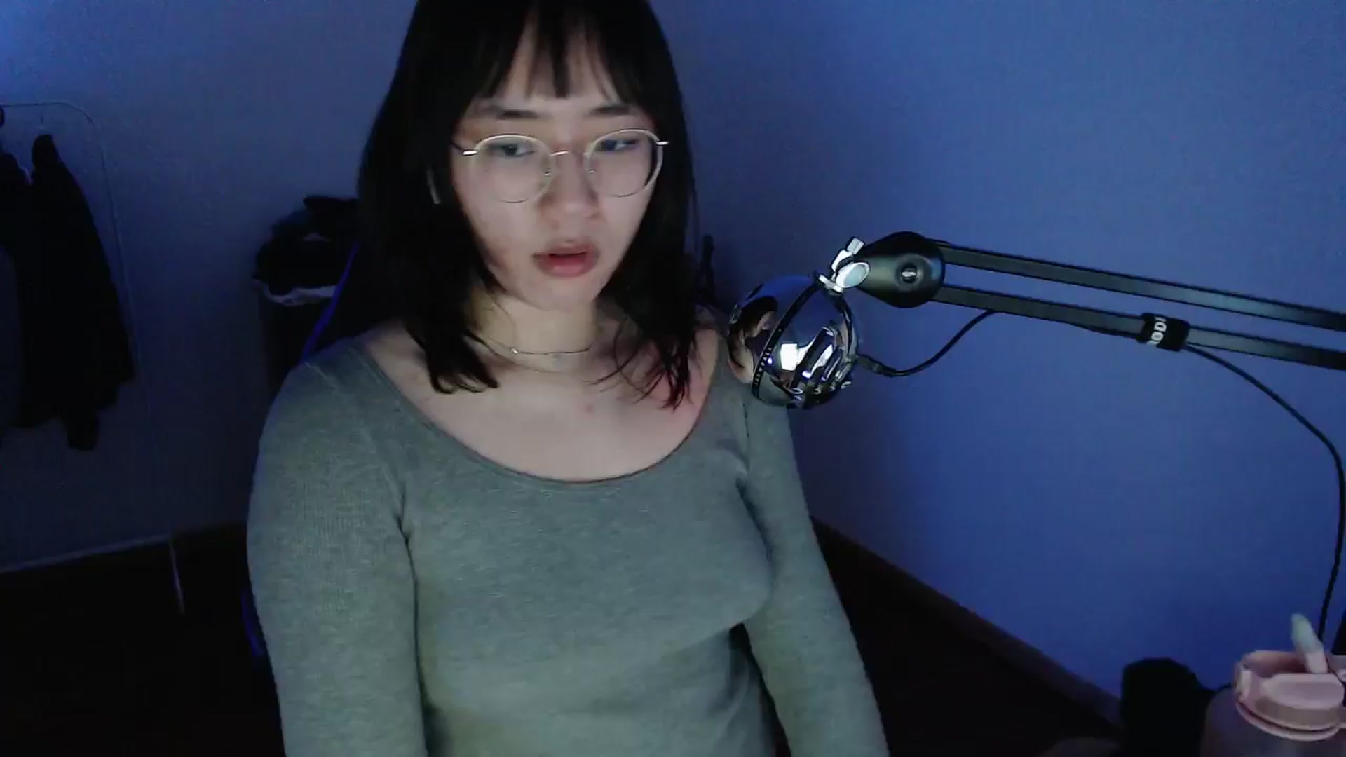 Gallery image thumbnail from Kuromin's myfreecams stream on, 05/23/2024, 21:08 image 4 of 20