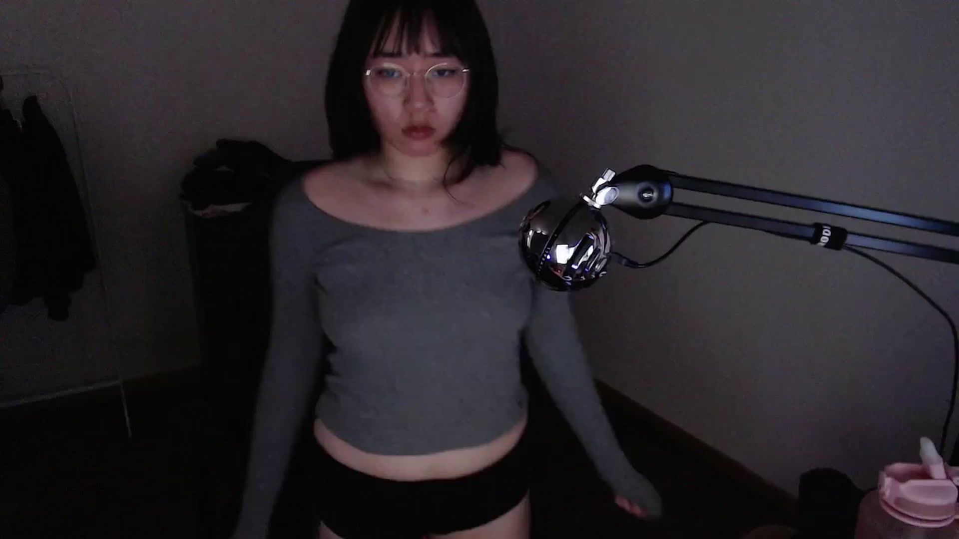 Gallery image thumbnail from Kuromin's myfreecams stream on, 05/23/2024, 21:08 image 2 of 20