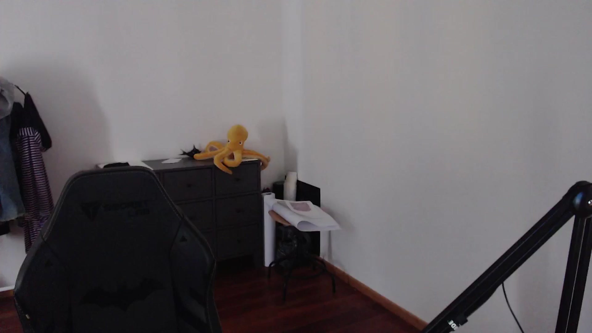 Gallery image thumbnail from Kuromin's myfreecams stream on, 06/14/2024, 19:16 image 6 of 20