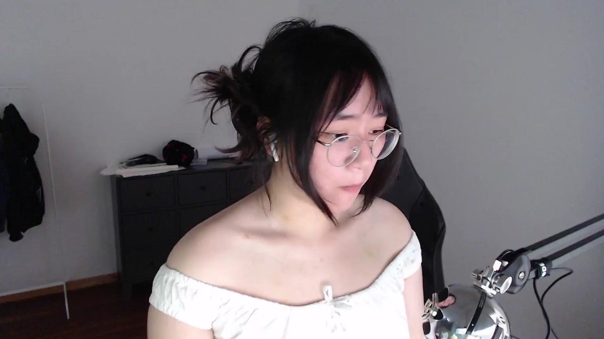 Gallery image thumbnail from Kuromin's myfreecams stream on, 06/24/2024, 12:20 image 2 of 20