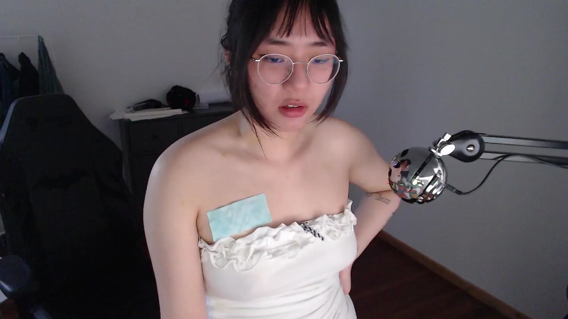 Gallery image thumbnail from Kuromin's myfreecams stream on, 06/25/2024, 15:33 image 9 of 20