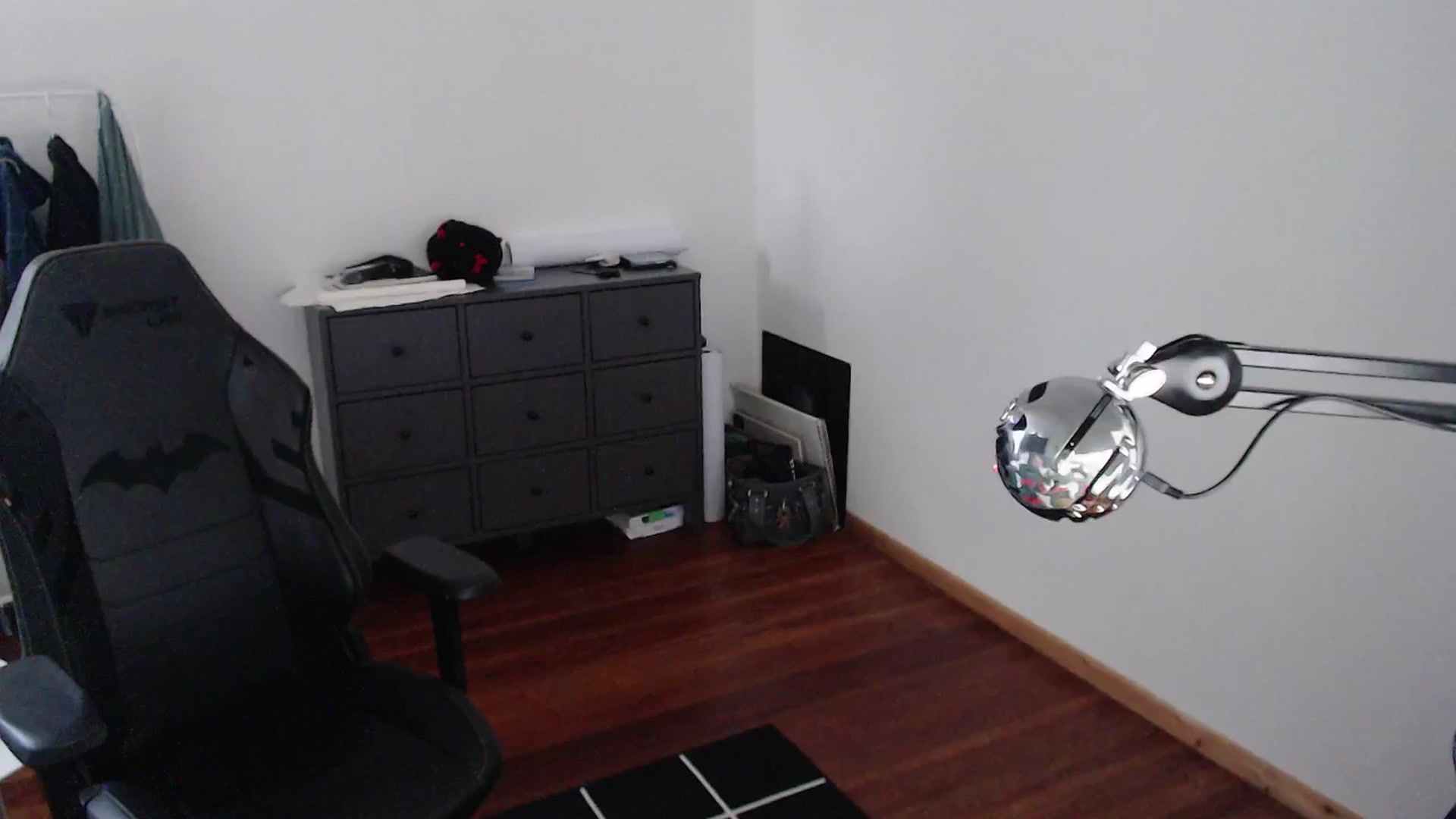 Gallery image thumbnail from Kuromin's myfreecams stream on, 06/25/2024, 15:33 image 3 of 20