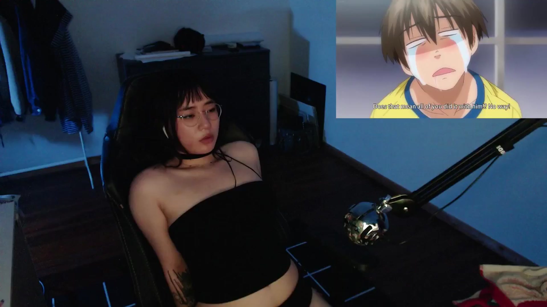 Gallery image thumbnail from Kuromin's myfreecams stream on, 06/28/2024, 01:06 image 4 of 20