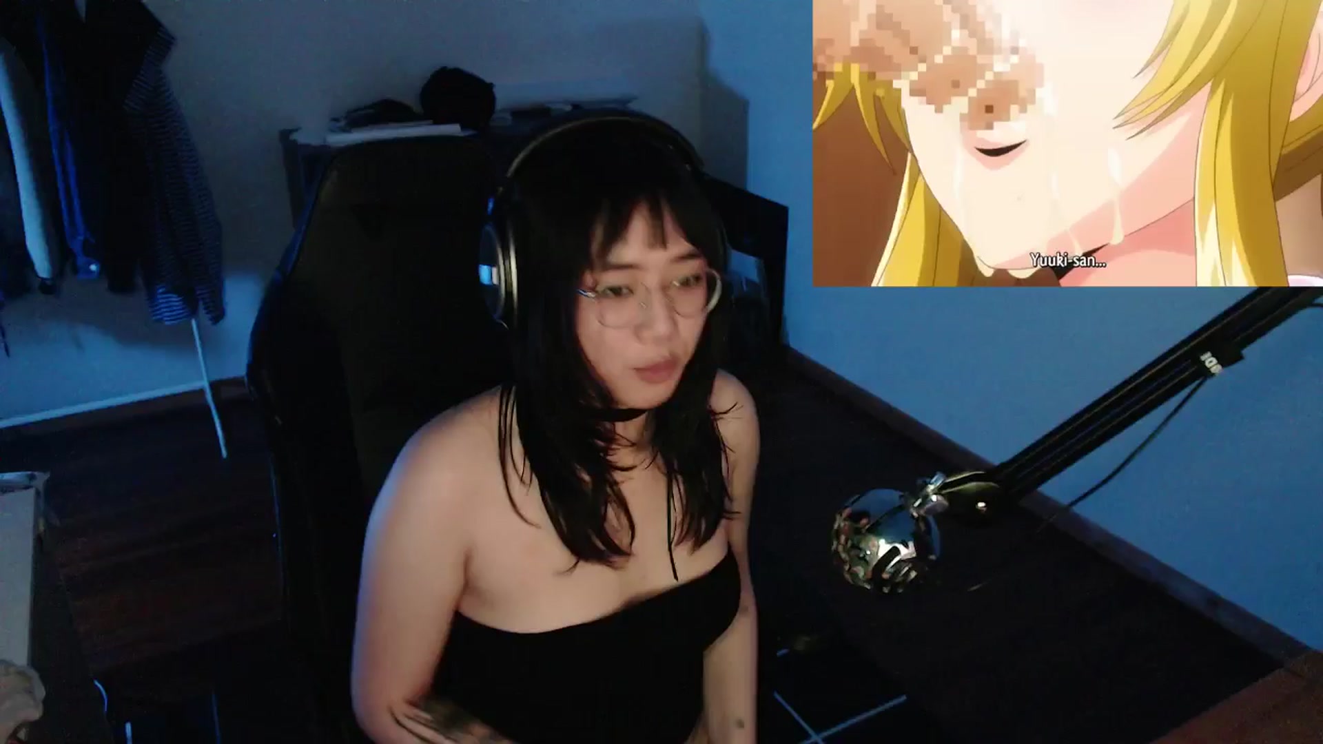 Gallery image thumbnail from Kuromin's myfreecams stream on, 06/28/2024, 01:06 image 18 of 20