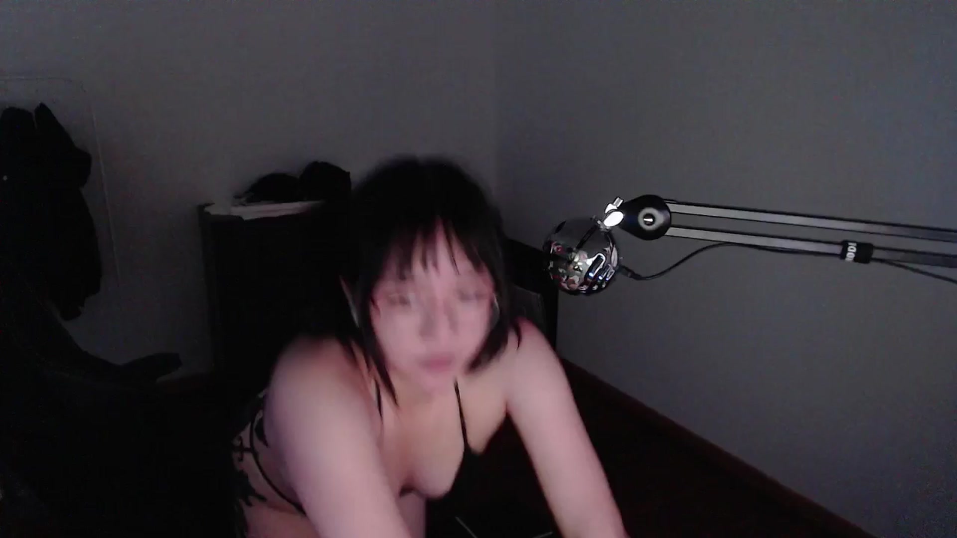 Gallery image thumbnail from Kuromin's myfreecams stream on, 06/29/2024, 17:52 image 18 of 20