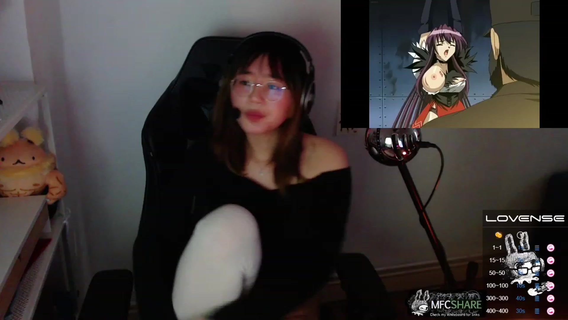 Gallery image thumbnail from Kurominee's myfreecams stream on, 04/27/2023, 15:23 image 4 of 20