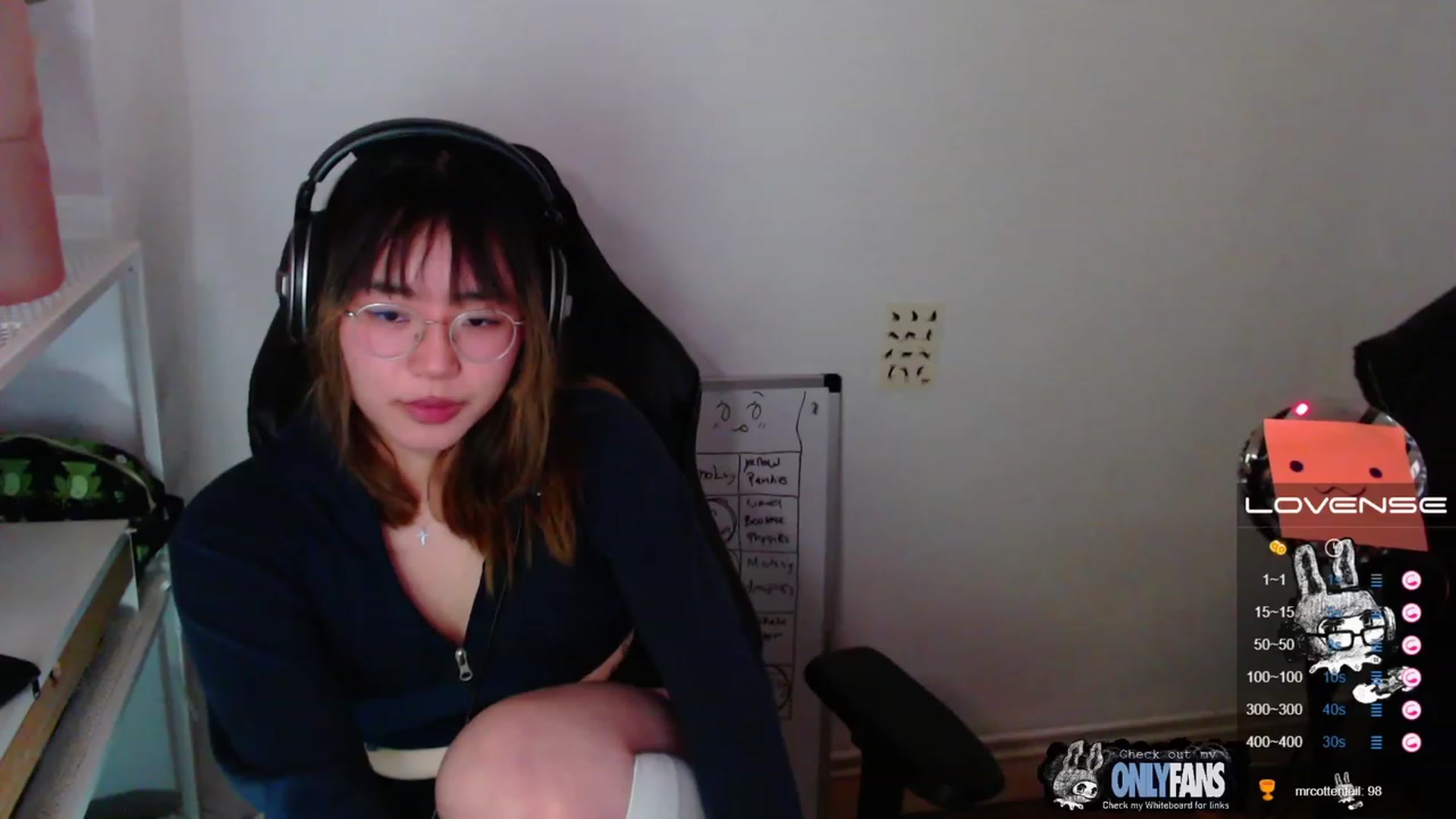 Gallery image thumbnail from Kurominee's myfreecams stream on, 05/04/2023, 15:58 image 6 of 20