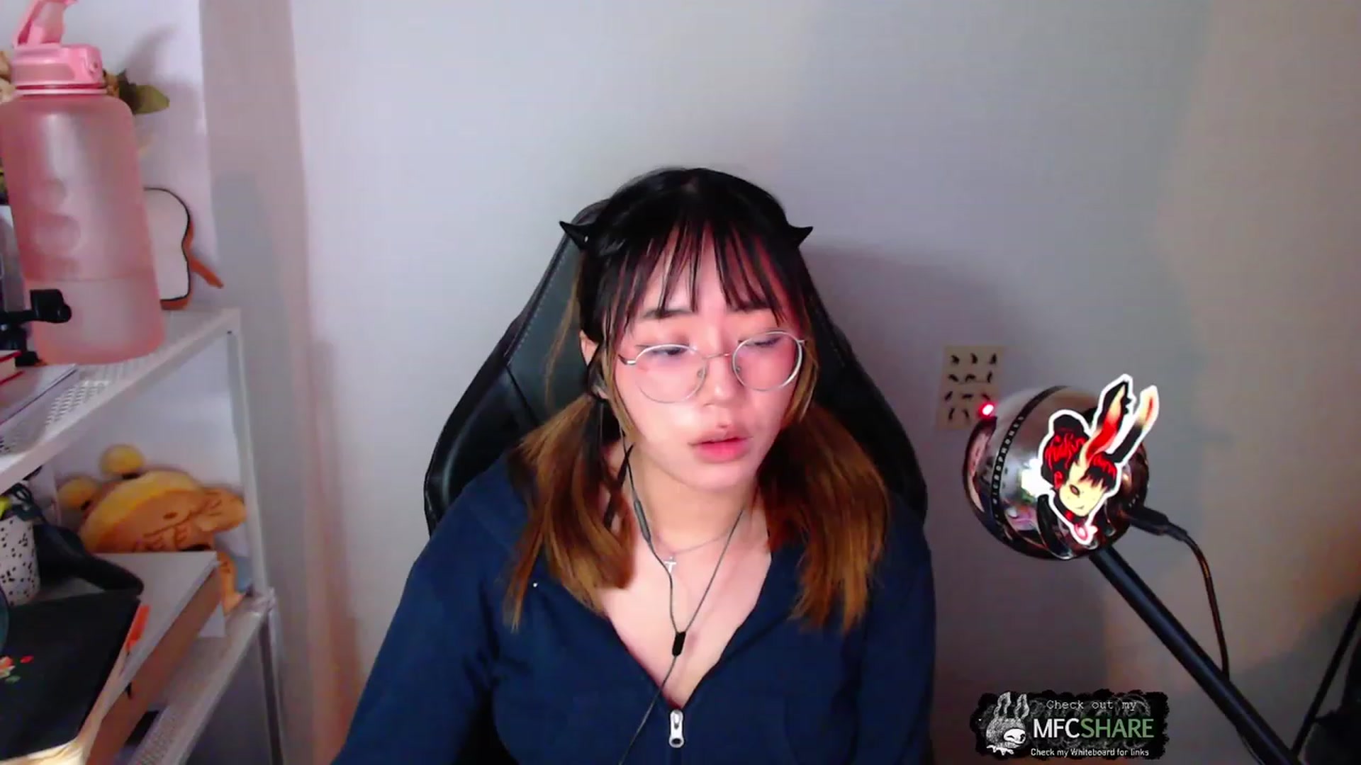Gallery image thumbnail from Kurominee's myfreecams stream on, 05/19/2023, 19:48 image 1 of 20