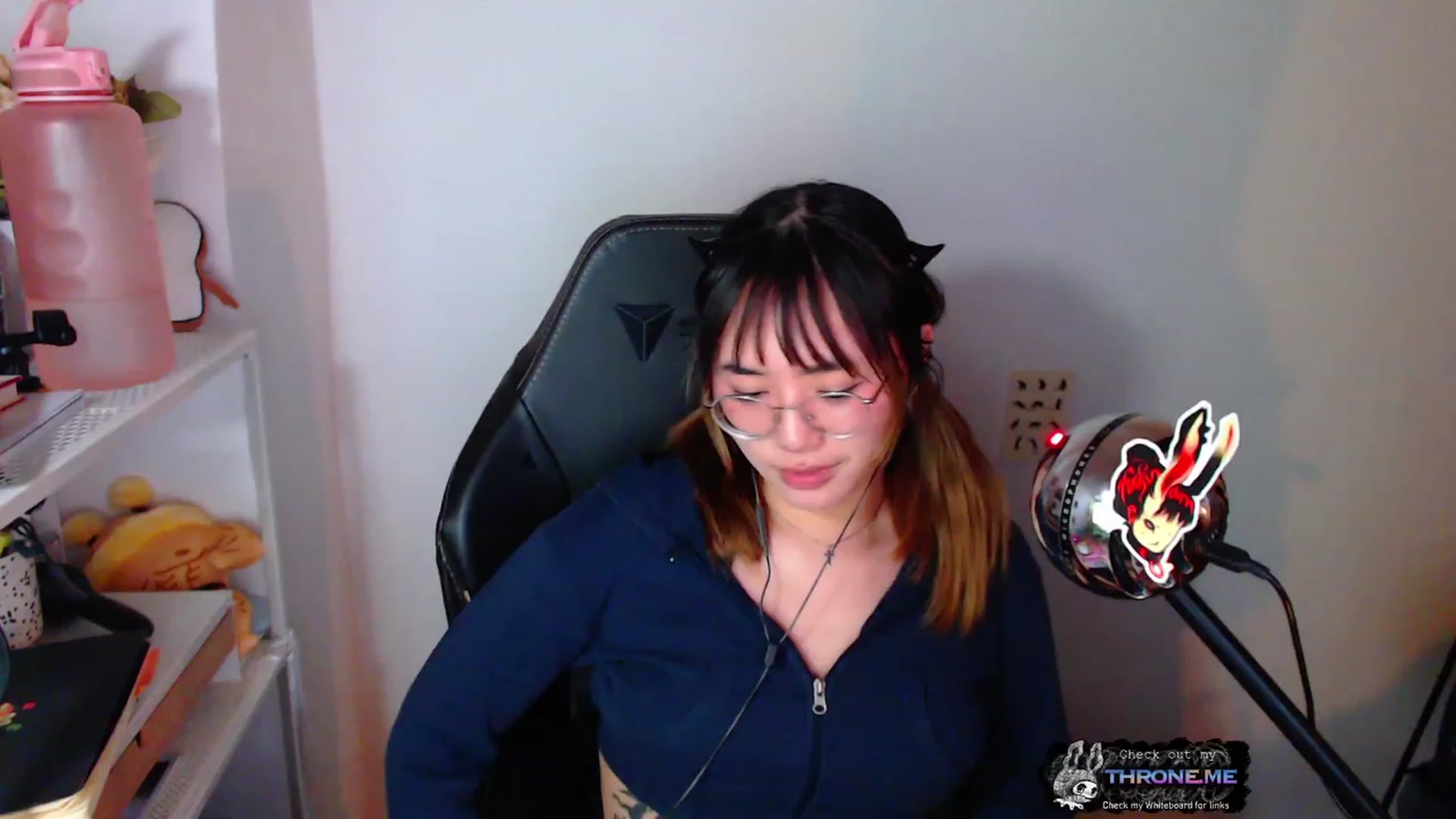 Gallery image thumbnail from Kurominee's myfreecams stream on, 05/19/2023, 19:48 image 7 of 20