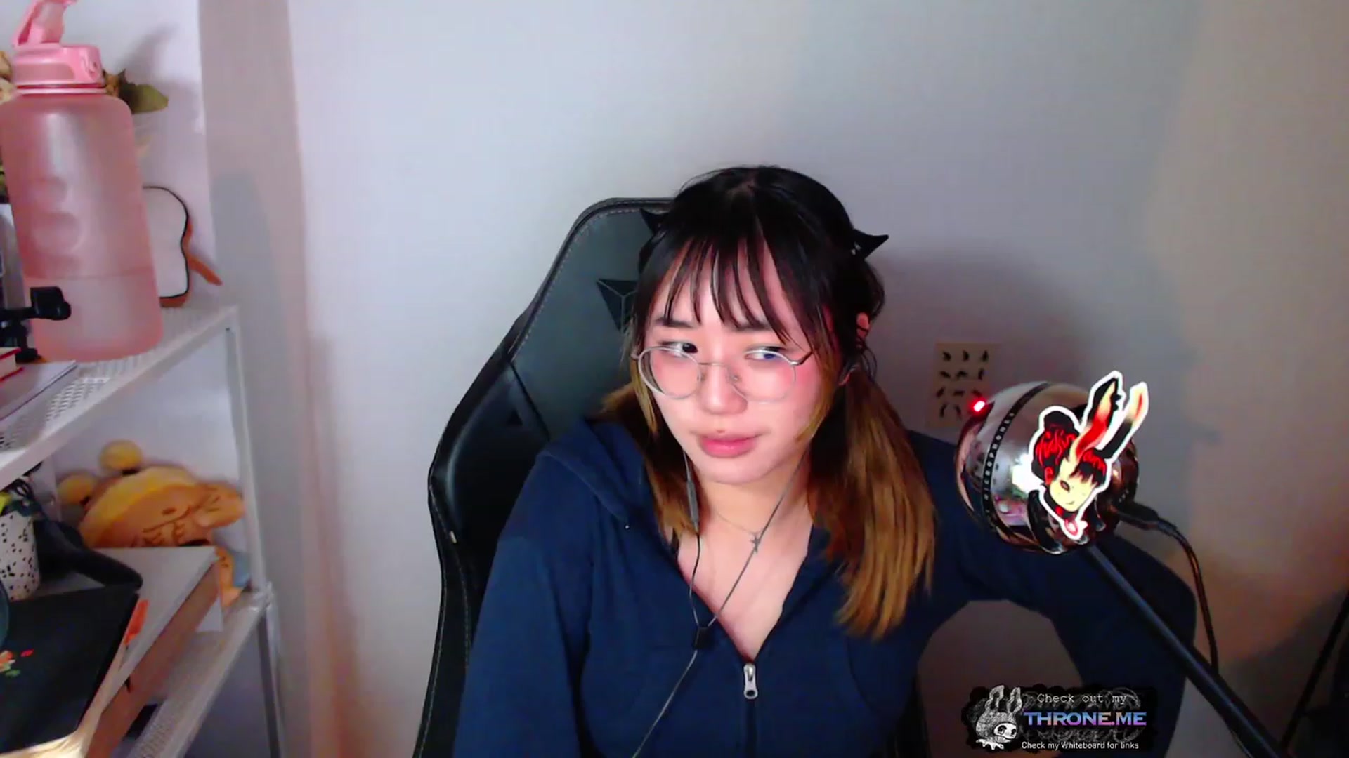 Gallery image thumbnail from Kurominee's myfreecams stream on, 05/19/2023, 19:48 image 6 of 20