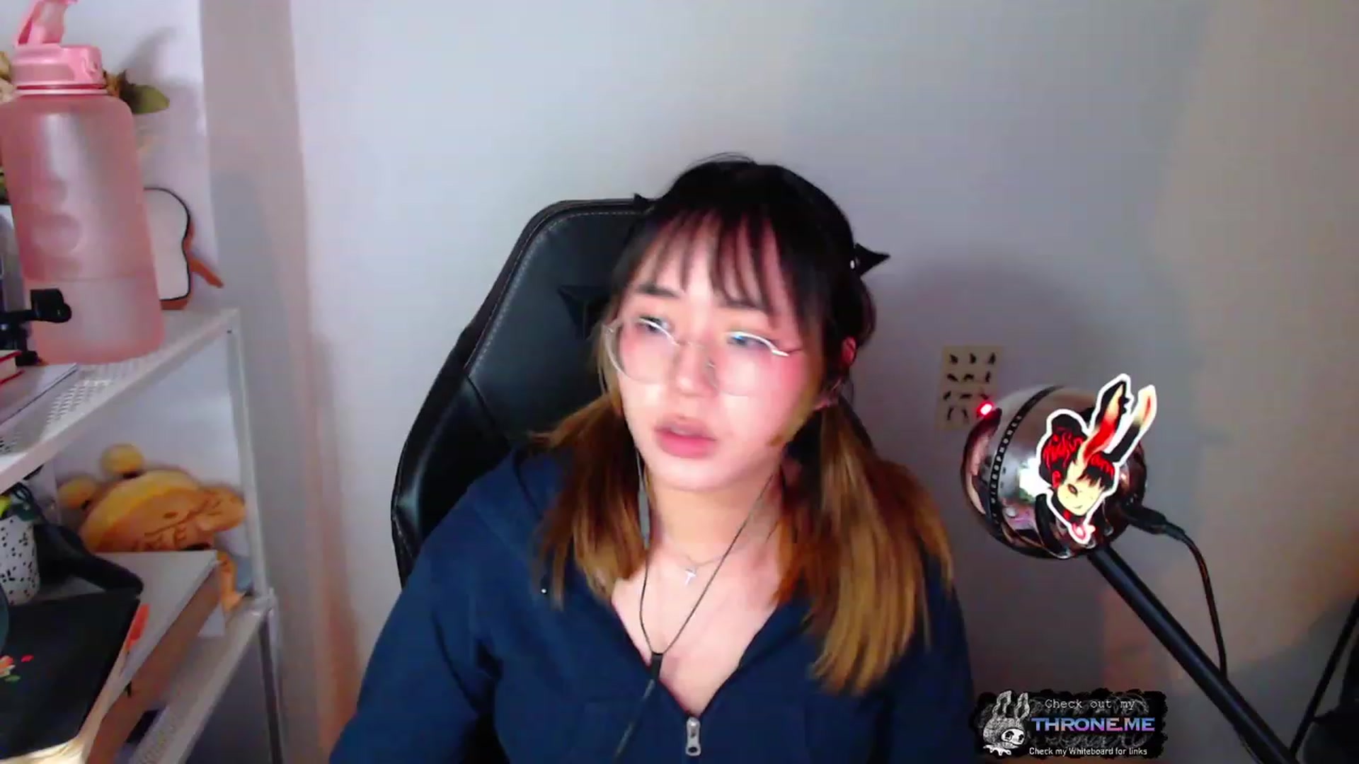 Gallery image thumbnail from Kurominee's myfreecams stream on, 05/19/2023, 19:48 image 3 of 20
