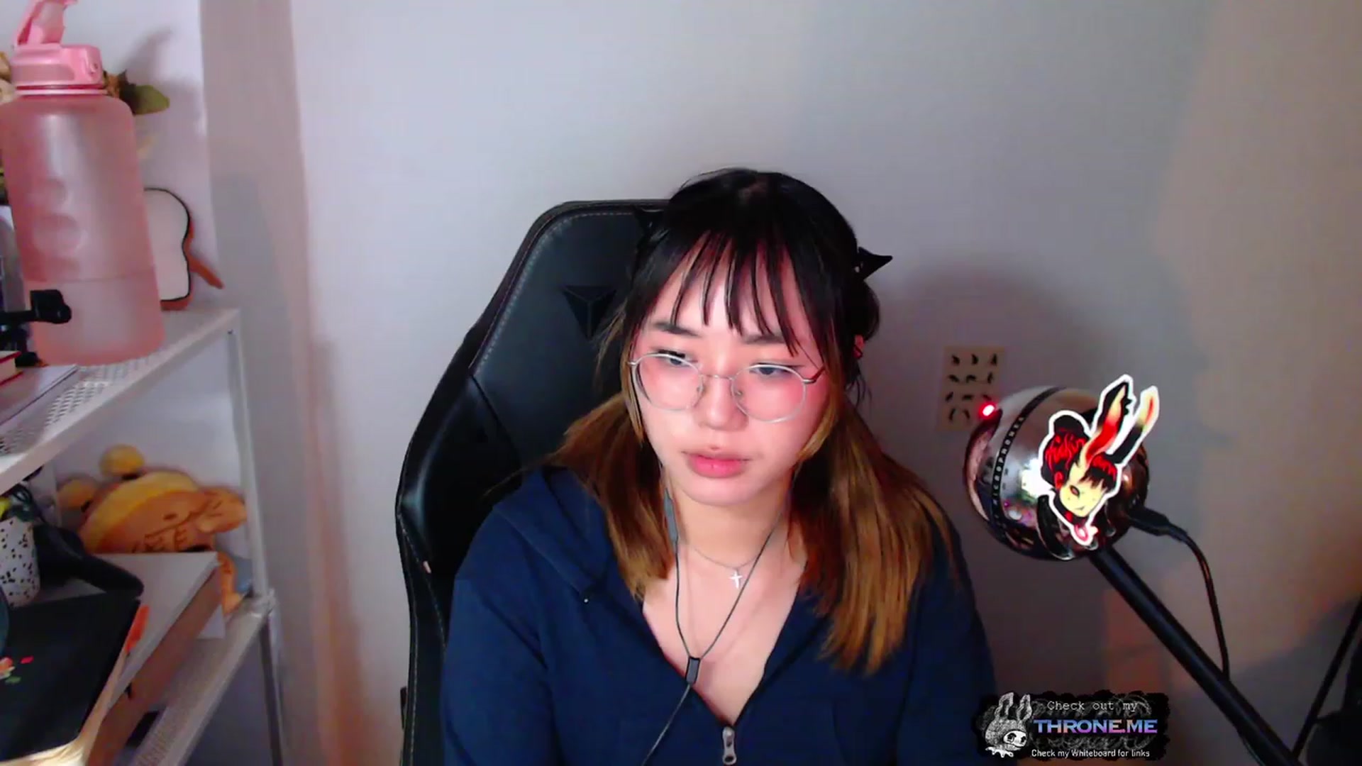 Gallery image thumbnail from Kurominee's myfreecams stream on, 05/19/2023, 19:48 image 14 of 20