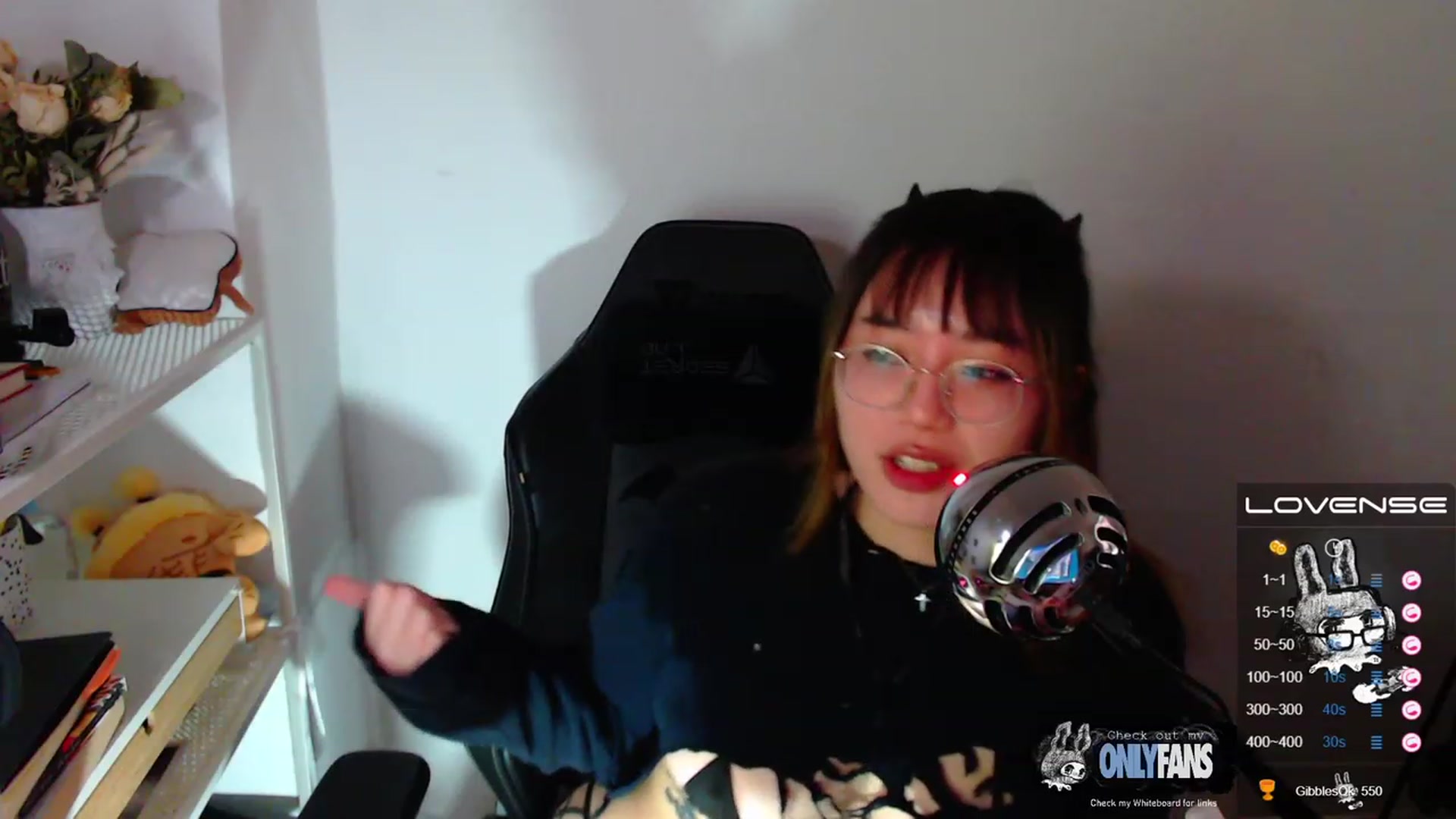 Gallery image thumbnail from Kurominee's myfreecams stream on, 05/21/2023, 16:37 image 4 of 20