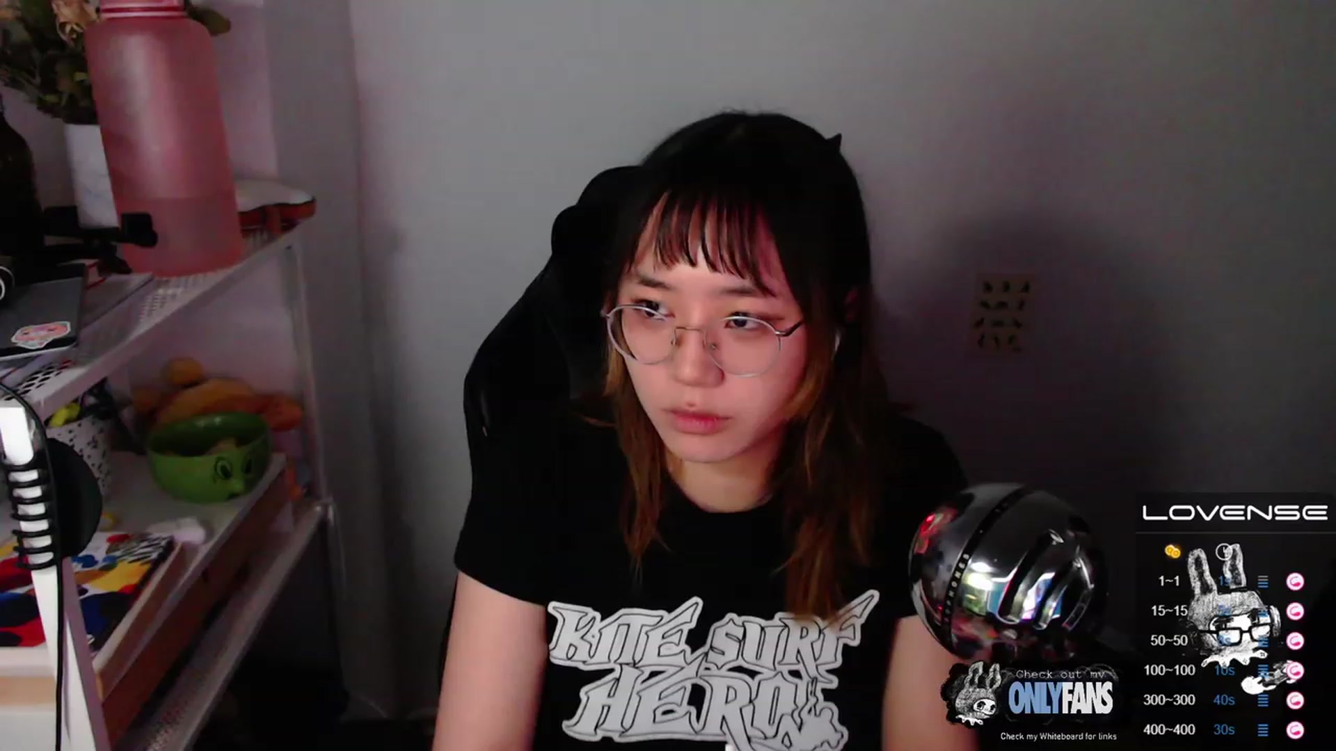 Gallery image thumbnail from Kurominee's myfreecams stream on, 05/23/2023, 08:43 image 3 of 20