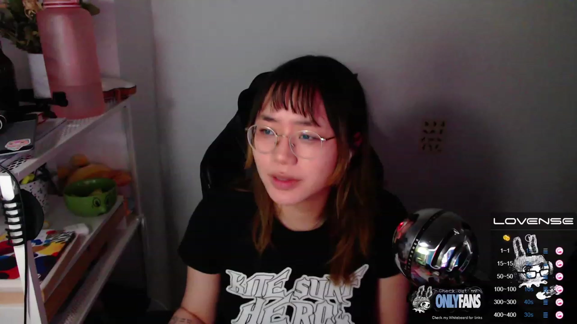 Gallery image thumbnail from Kurominee's myfreecams stream on, 05/23/2023, 08:43 image 2 of 20