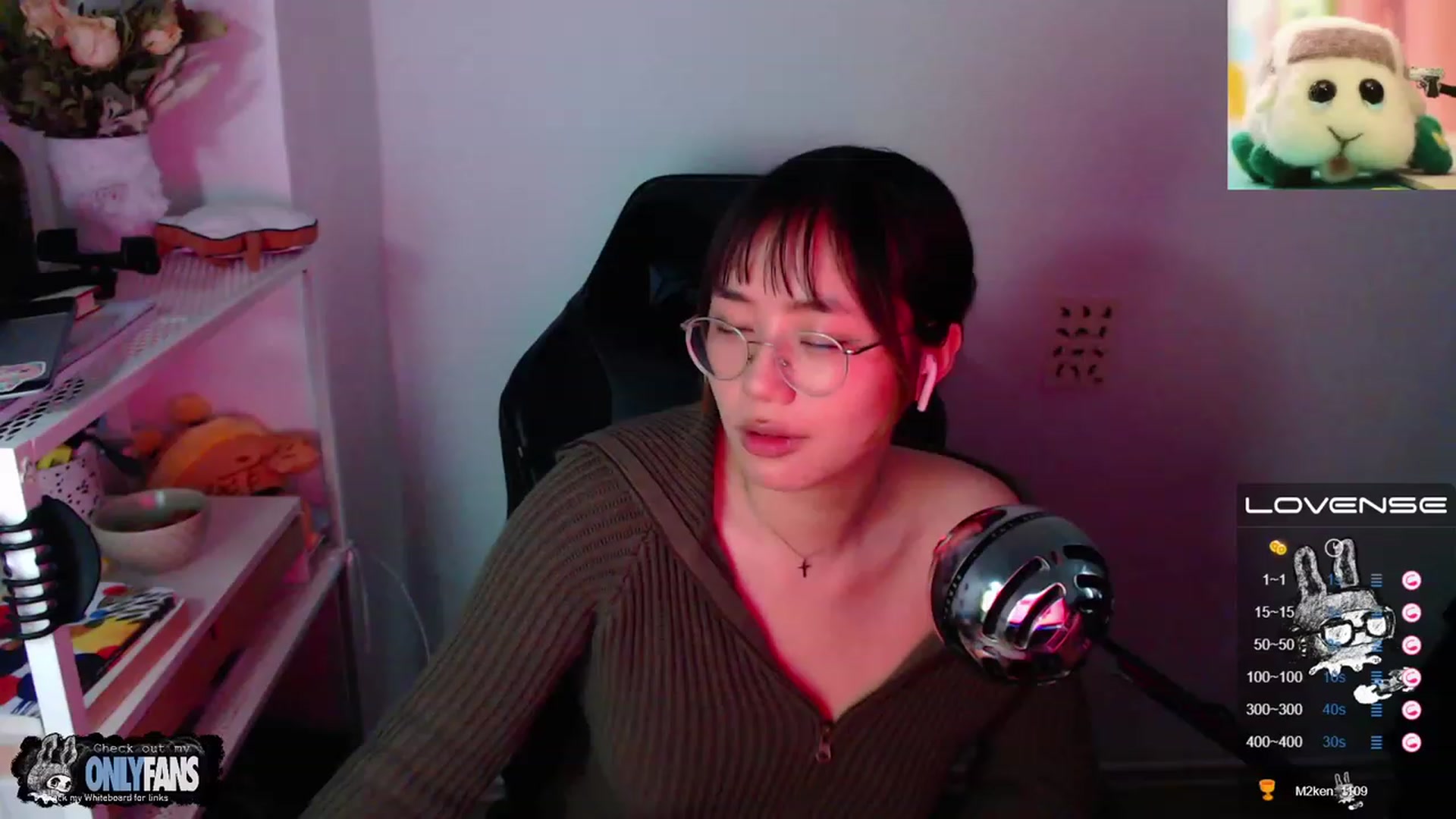 Gallery image thumbnail from Kurominee's myfreecams stream on, 05/24/2023, 18:19 image 8 of 20