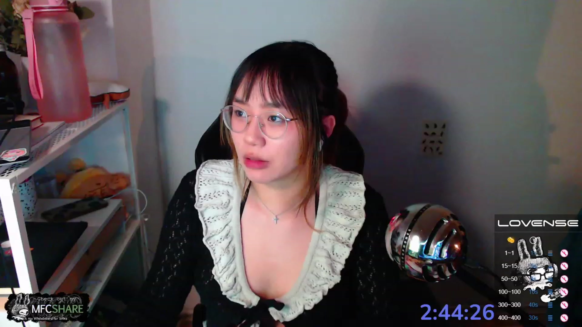 Gallery image thumbnail from Kurominee's myfreecams stream on, 05/28/2023, 24:58 image 6 of 20