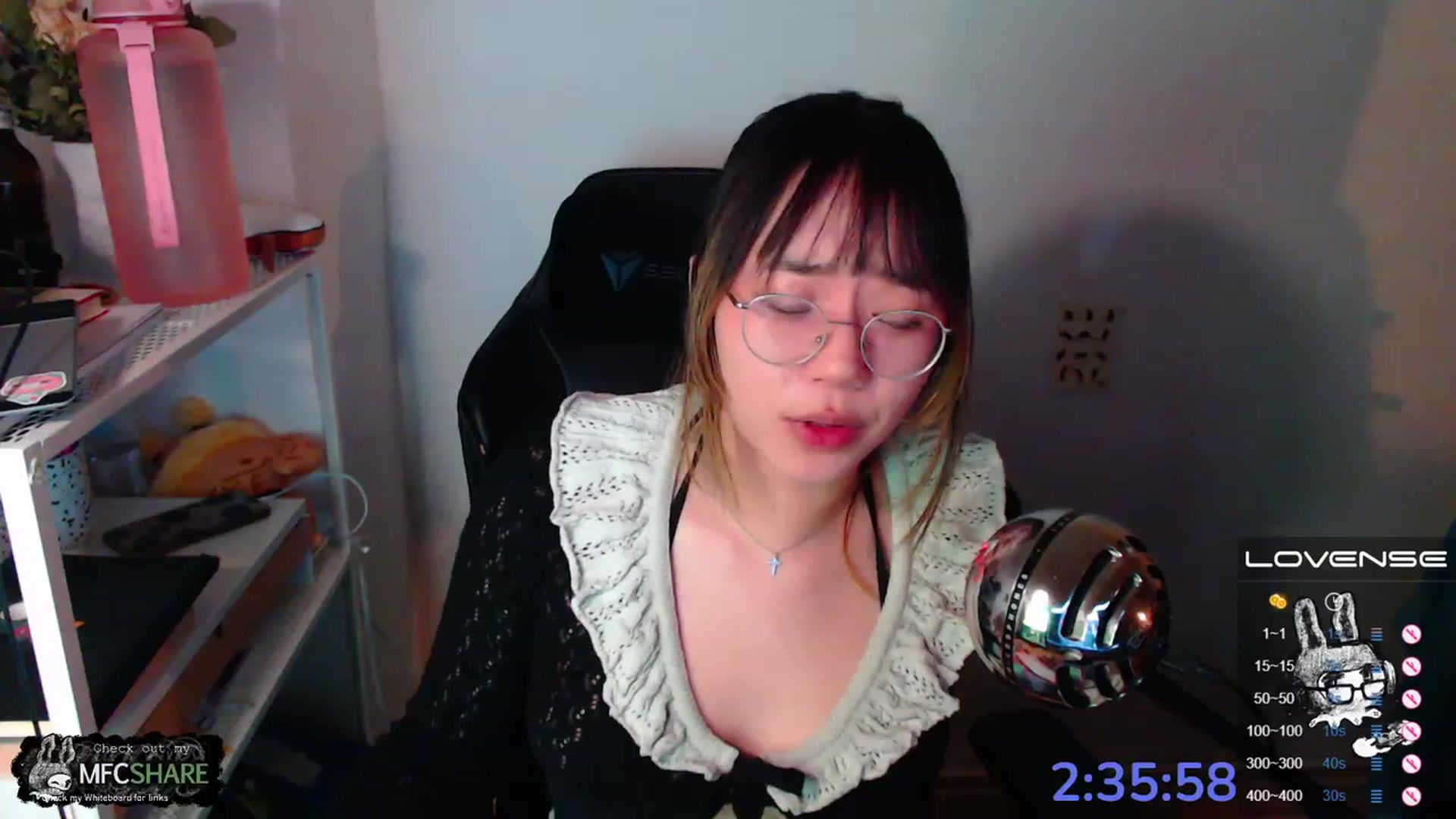 Gallery image thumbnail from Kurominee's myfreecams stream on, 05/28/2023, 24:58 image 10 of 20