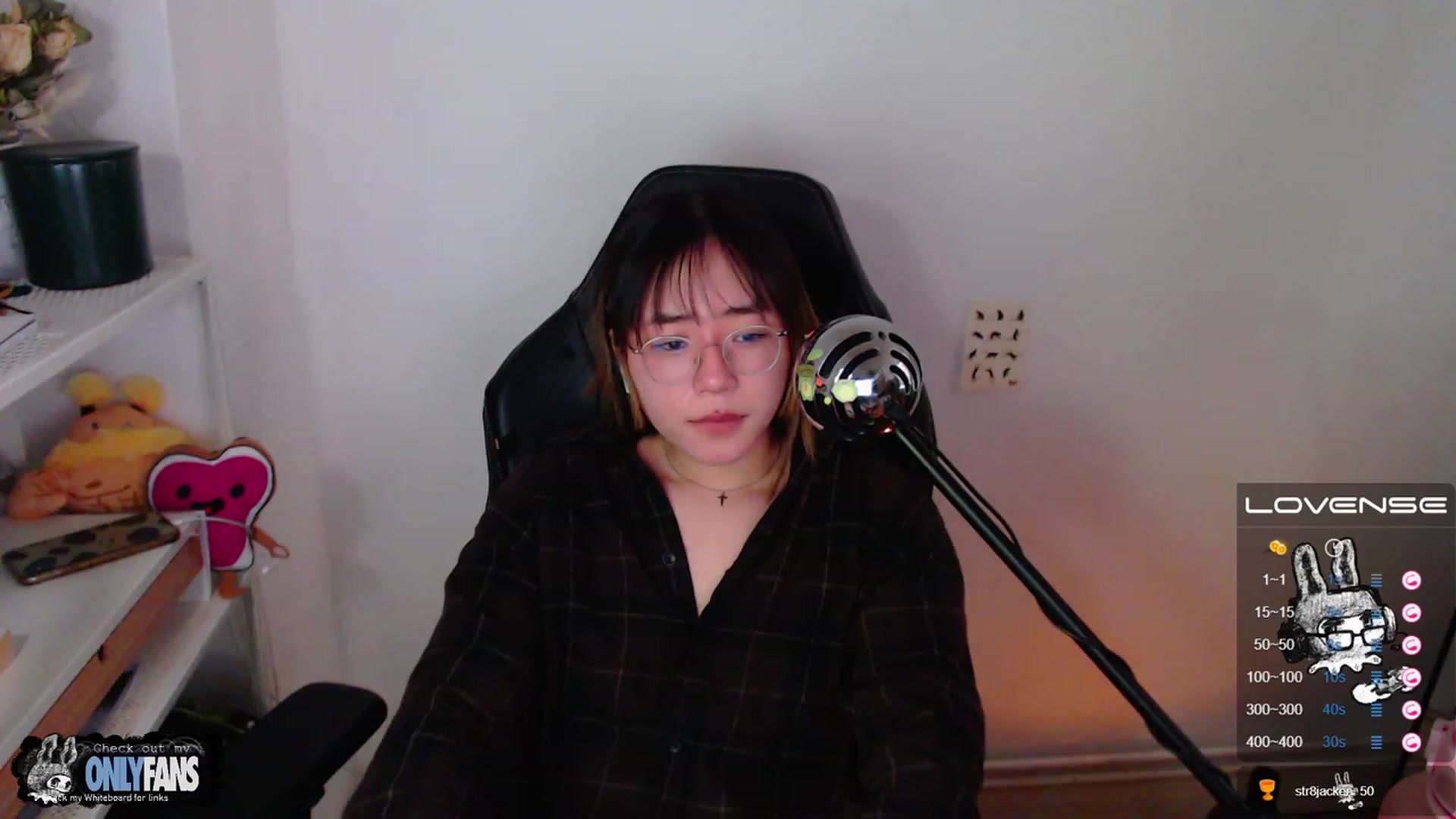 Gallery image thumbnail from Kurominee's myfreecams stream on, 06/06/2023, 13:10 image 13 of 20