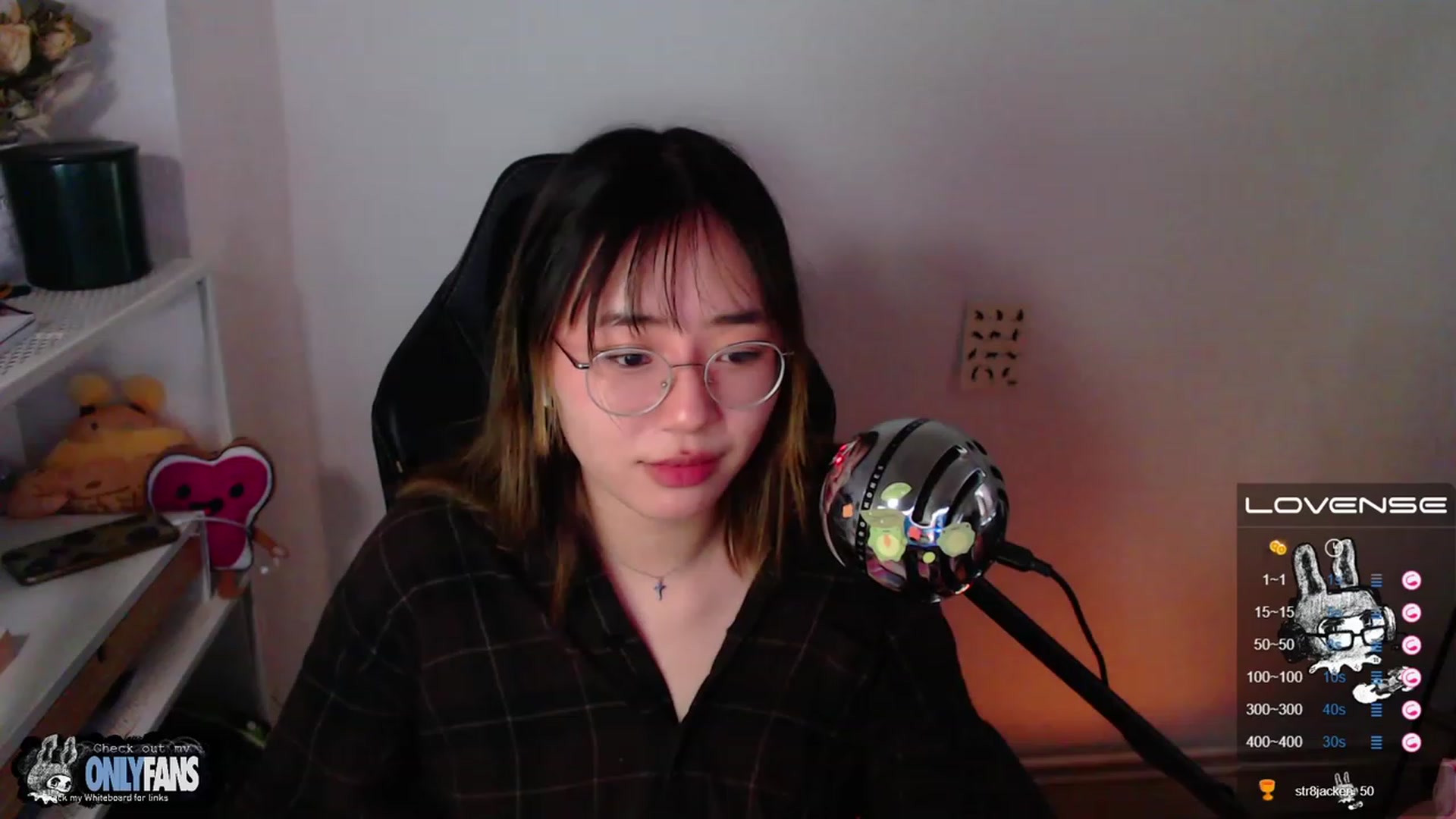 Gallery image thumbnail from Kurominee's myfreecams stream on, 06/06/2023, 13:10 image 7 of 20