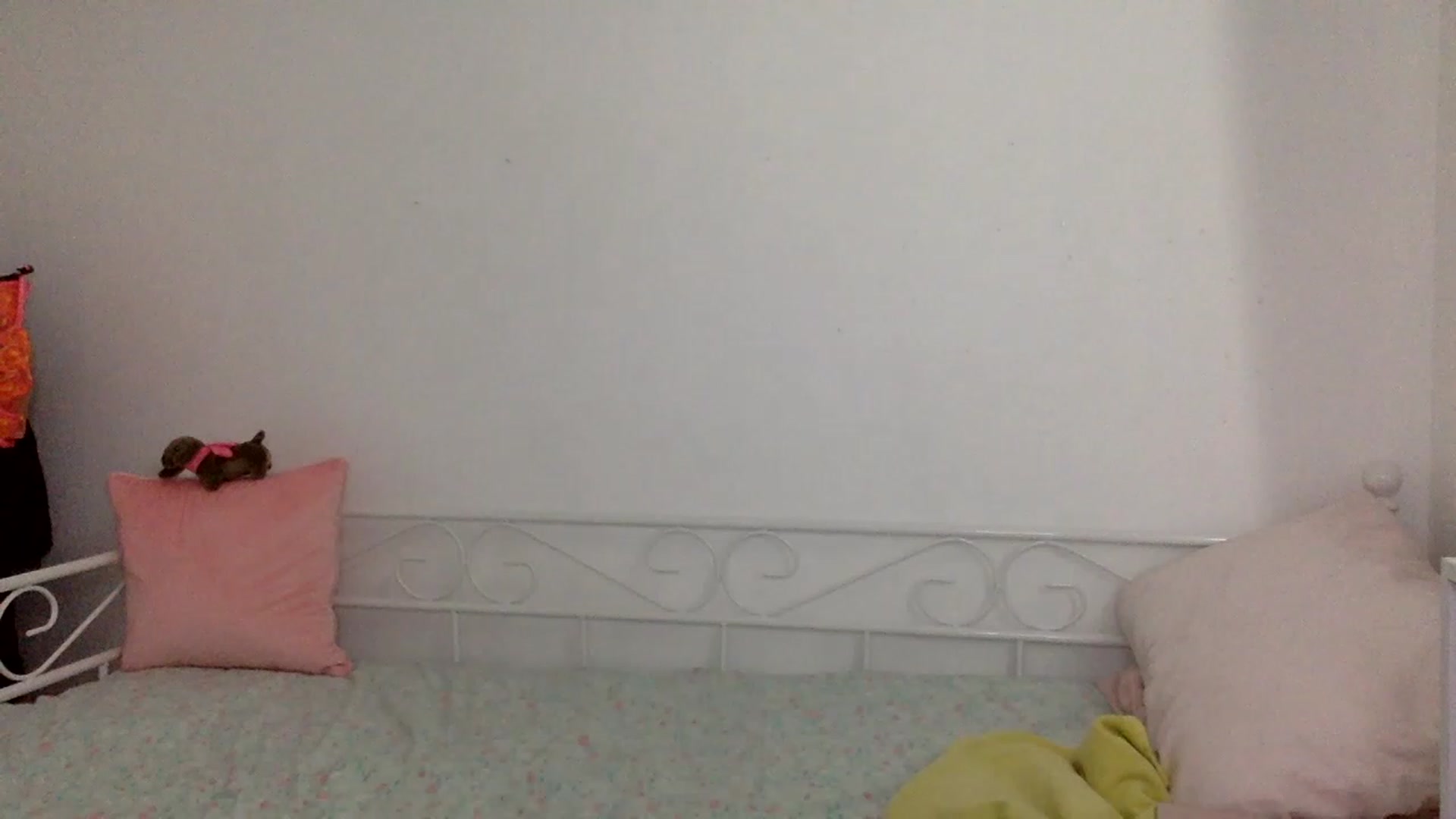 Gallery image thumbnail from Kurvy_Khloe's myfreecams stream on, 05/29/2023, 08:20 image 19 of 20