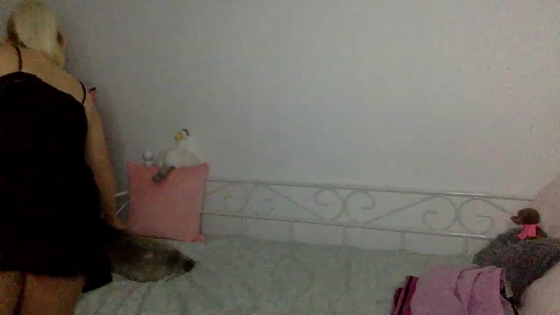 Gallery image thumbnail from Kurvy_Khloe's myfreecams stream on, 07/15/2023, 19:41 image 11 of 20