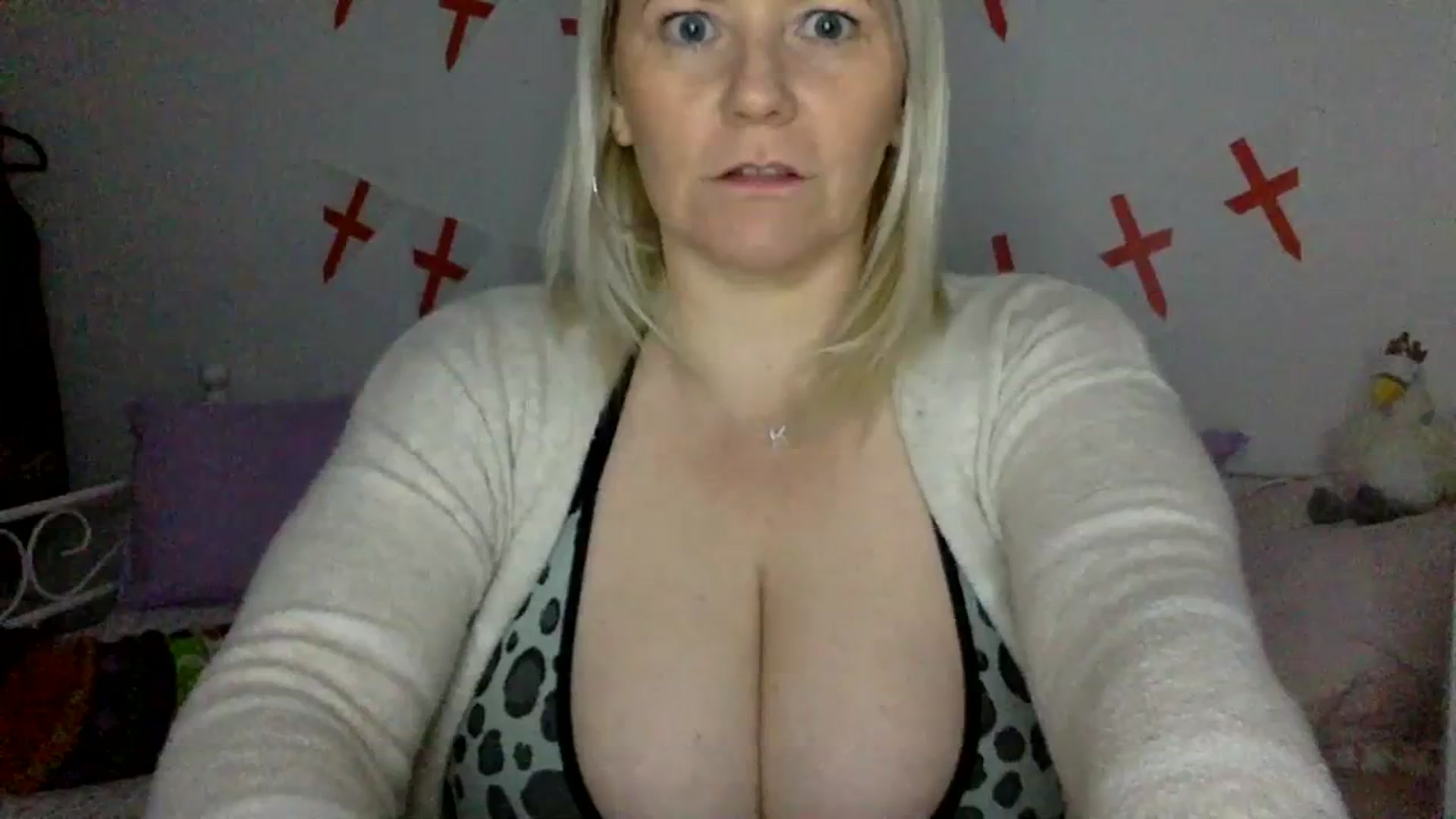 Gallery image thumbnail from Kurvy_Khloe's myfreecams stream on, 11/02/2023, 16:25 image 16 of 20