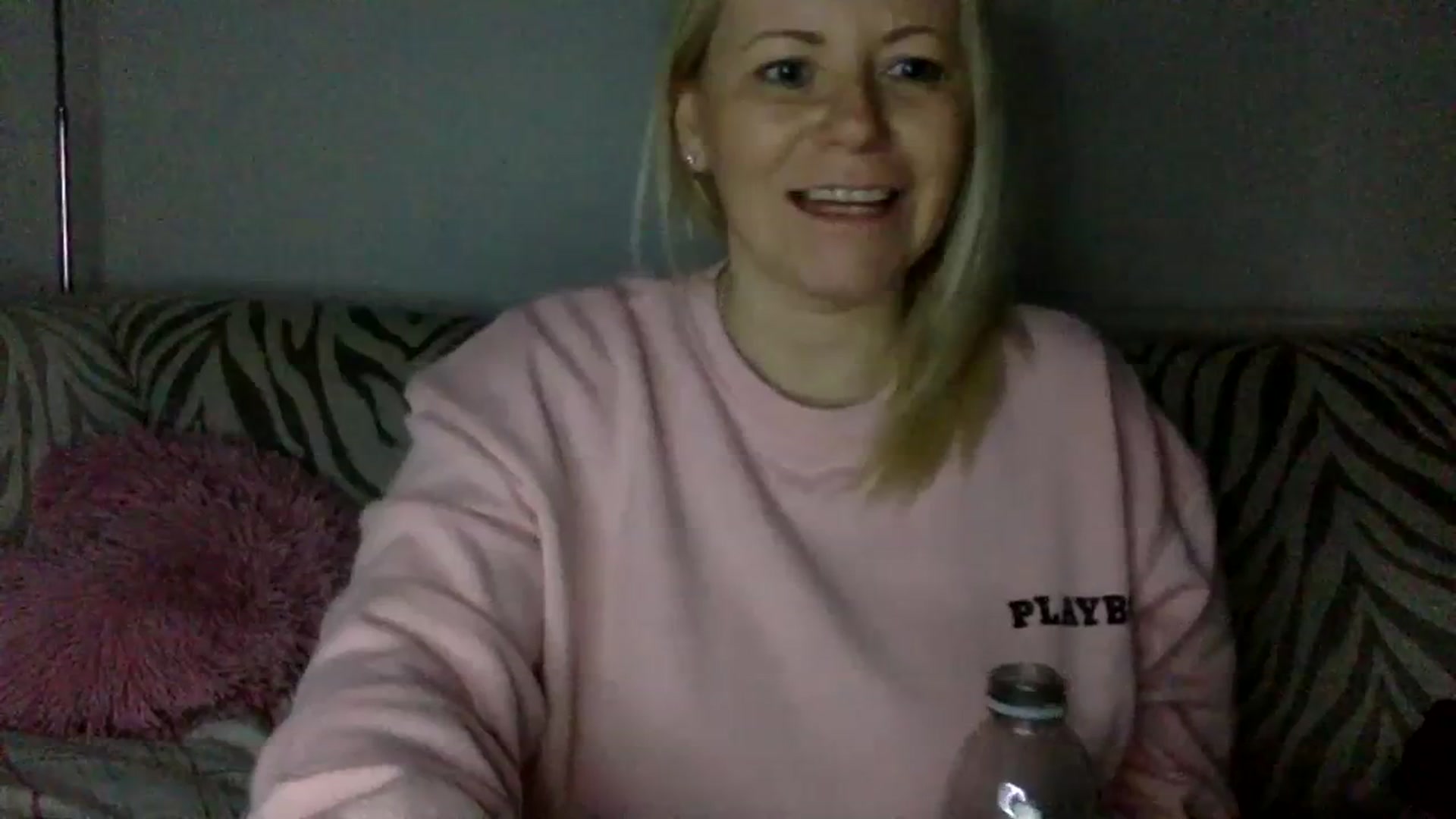 Gallery image thumbnail from Kurvy_Khloe's myfreecams stream on, 02/23/2024, 17:29 image 19 of 20