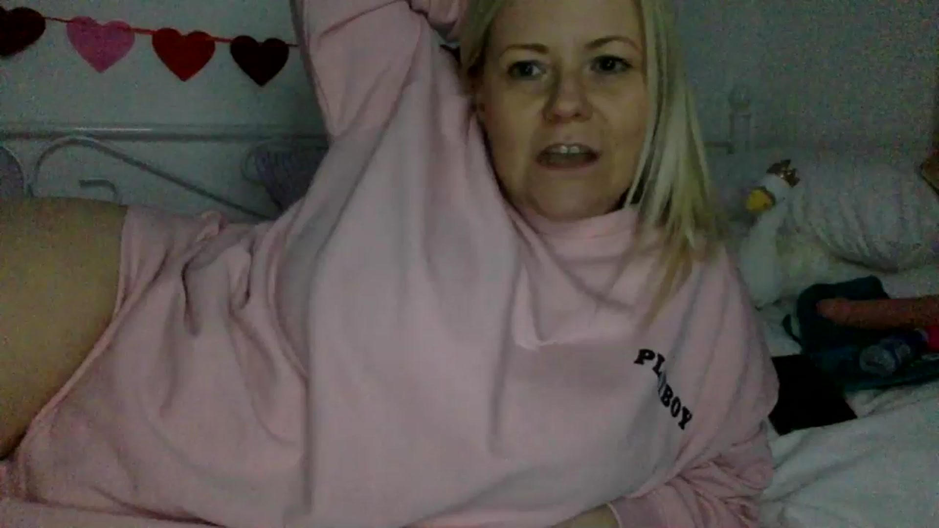 Gallery image thumbnail from Kurvy_Khloe's myfreecams stream on, 02/23/2024, 17:29 image 3 of 20