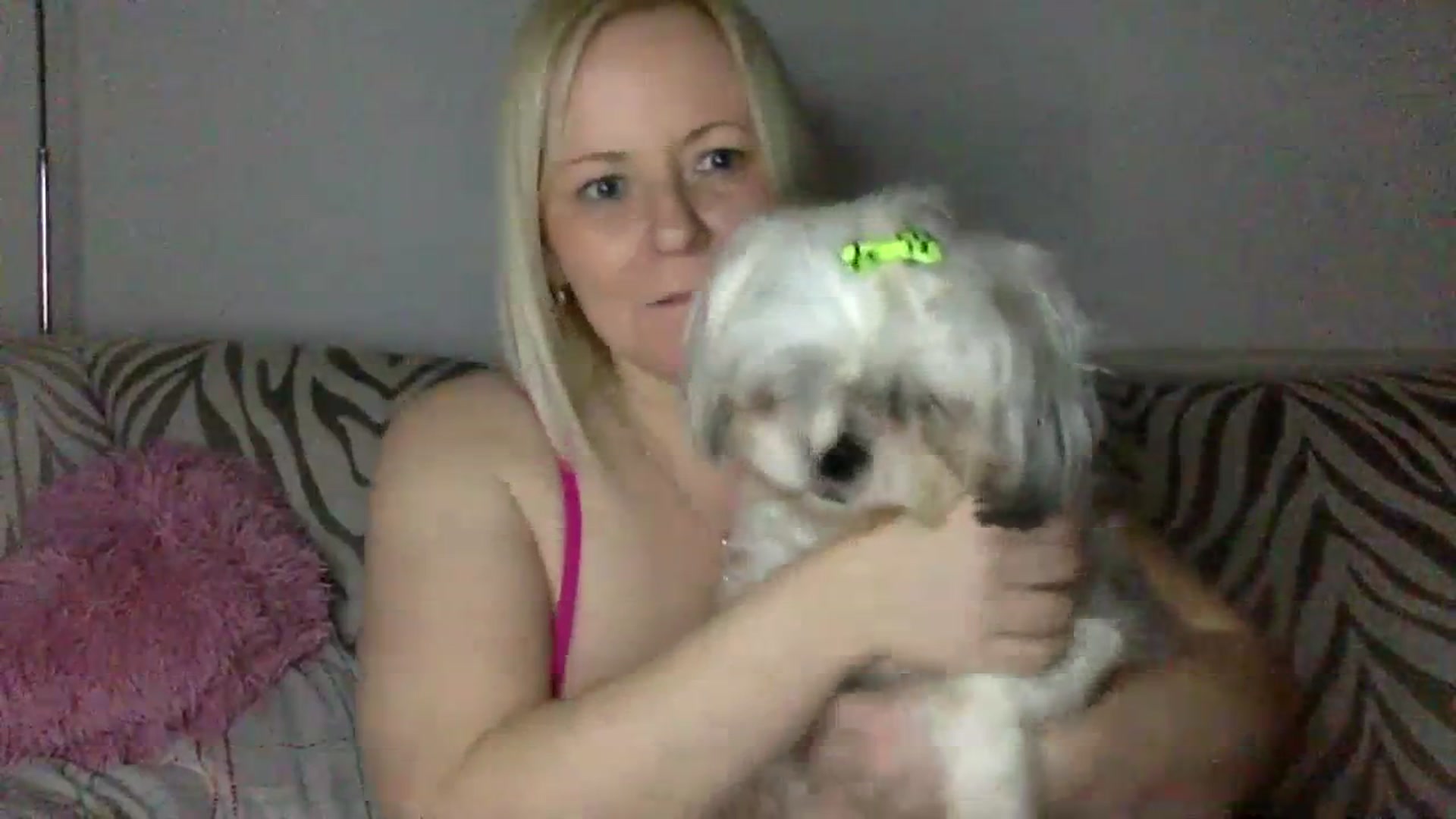 Gallery image thumbnail from Kurvy_Khloe's myfreecams stream on, 03/04/2024, 16:34 image 13 of 20
