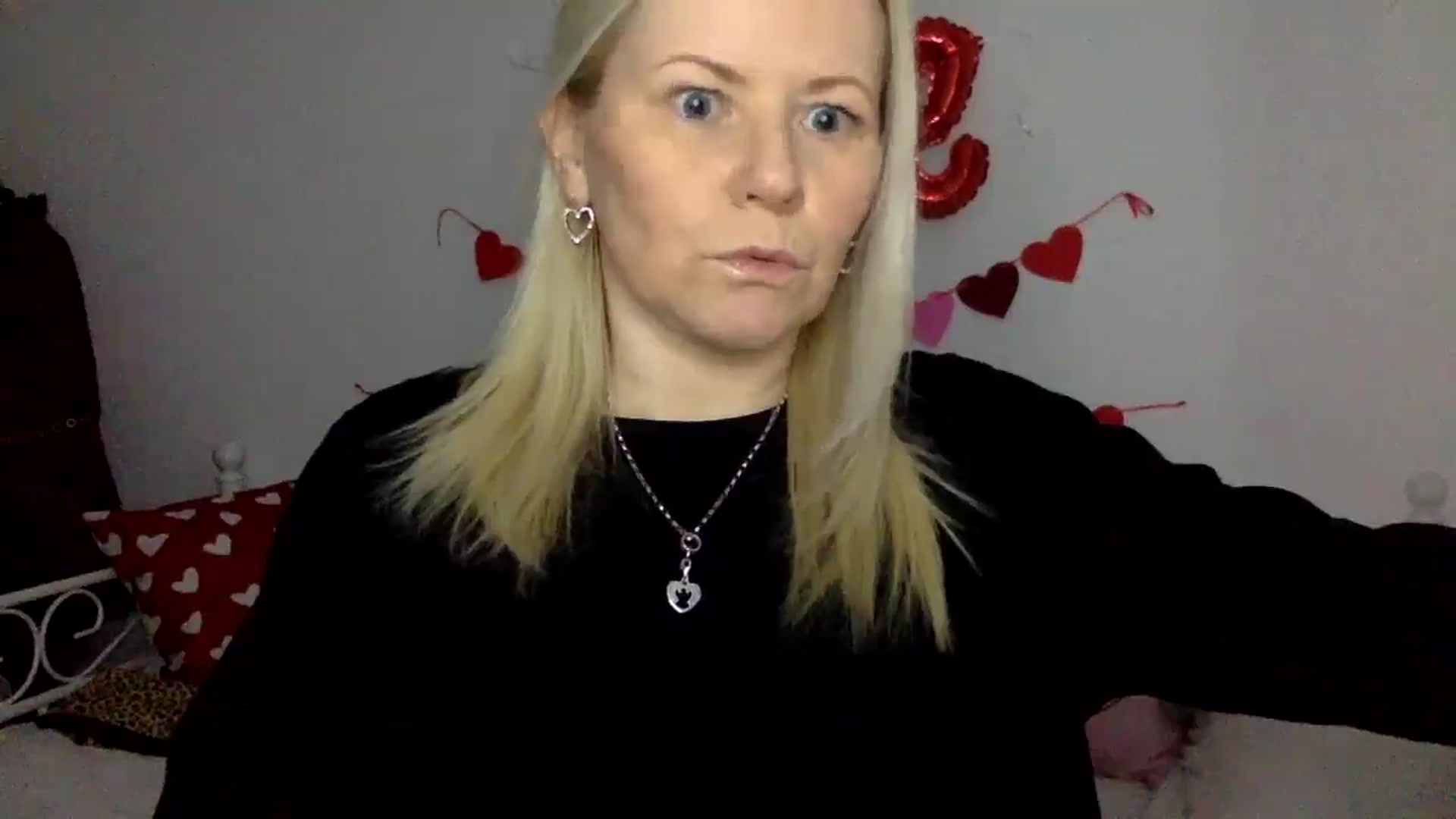 Gallery image thumbnail from Kurvy_Khloe's myfreecams stream on, 02/17/2025, 15:55 image 2 of 20