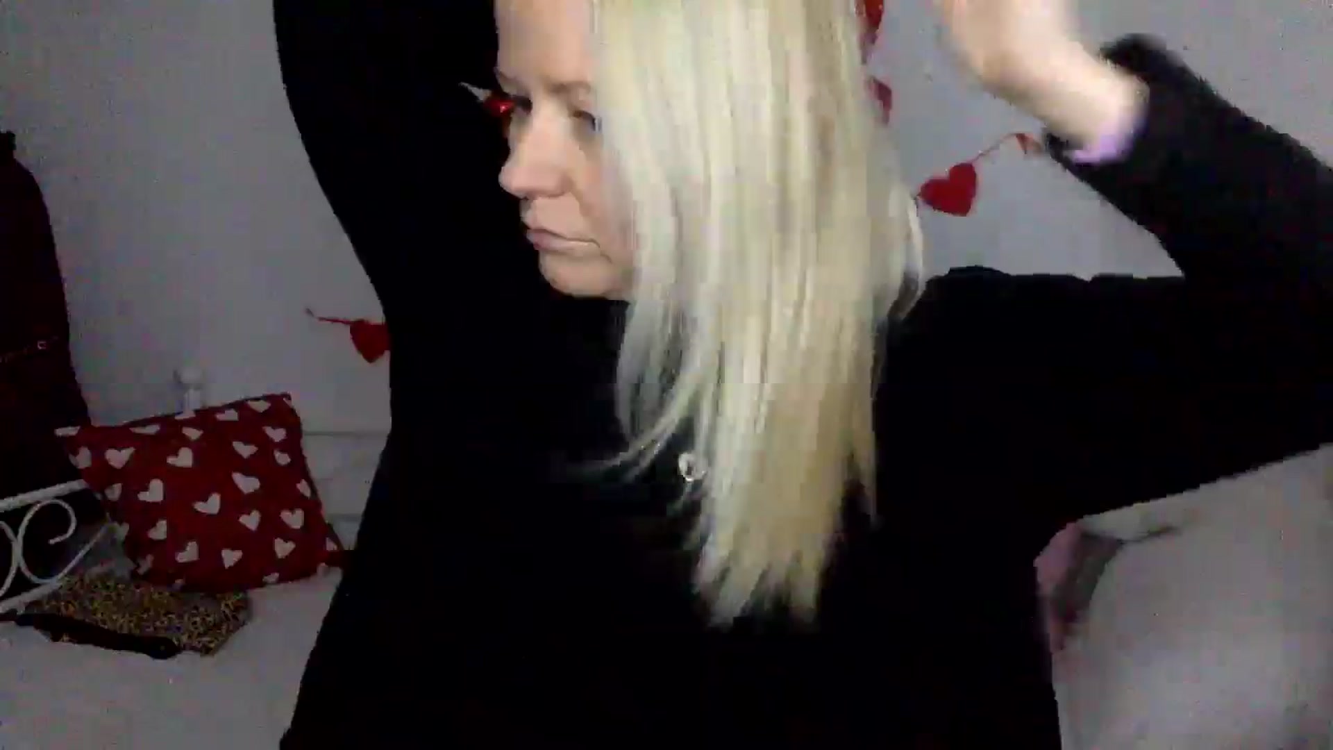 Gallery image thumbnail from Kurvy_Khloe's myfreecams stream on, 02/17/2025, 15:55 image 20 of 20