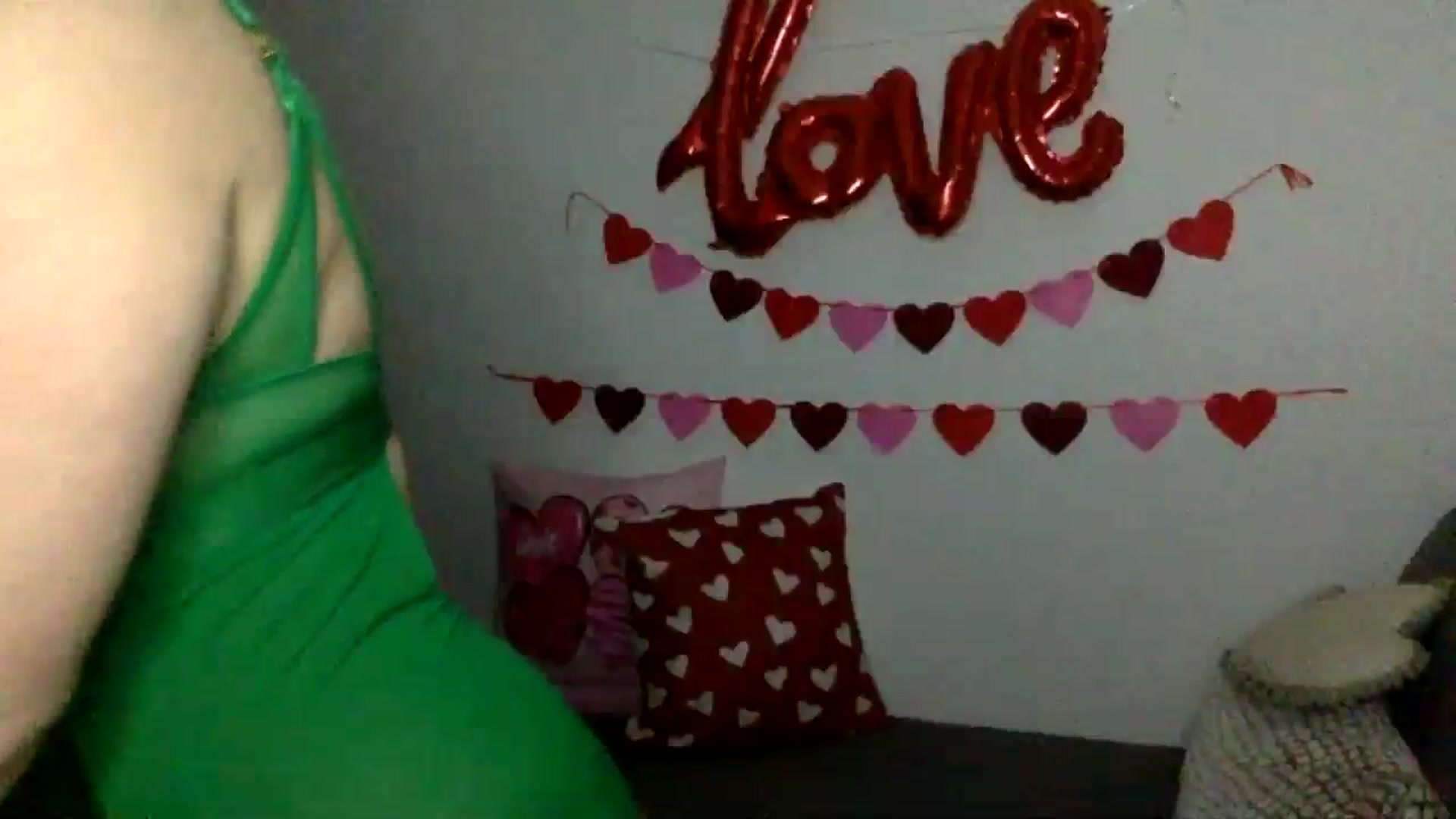 Gallery image thumbnail from Kurvy_Khloe's myfreecams stream on, 03/17/2025, 17:24 image 7 of 20