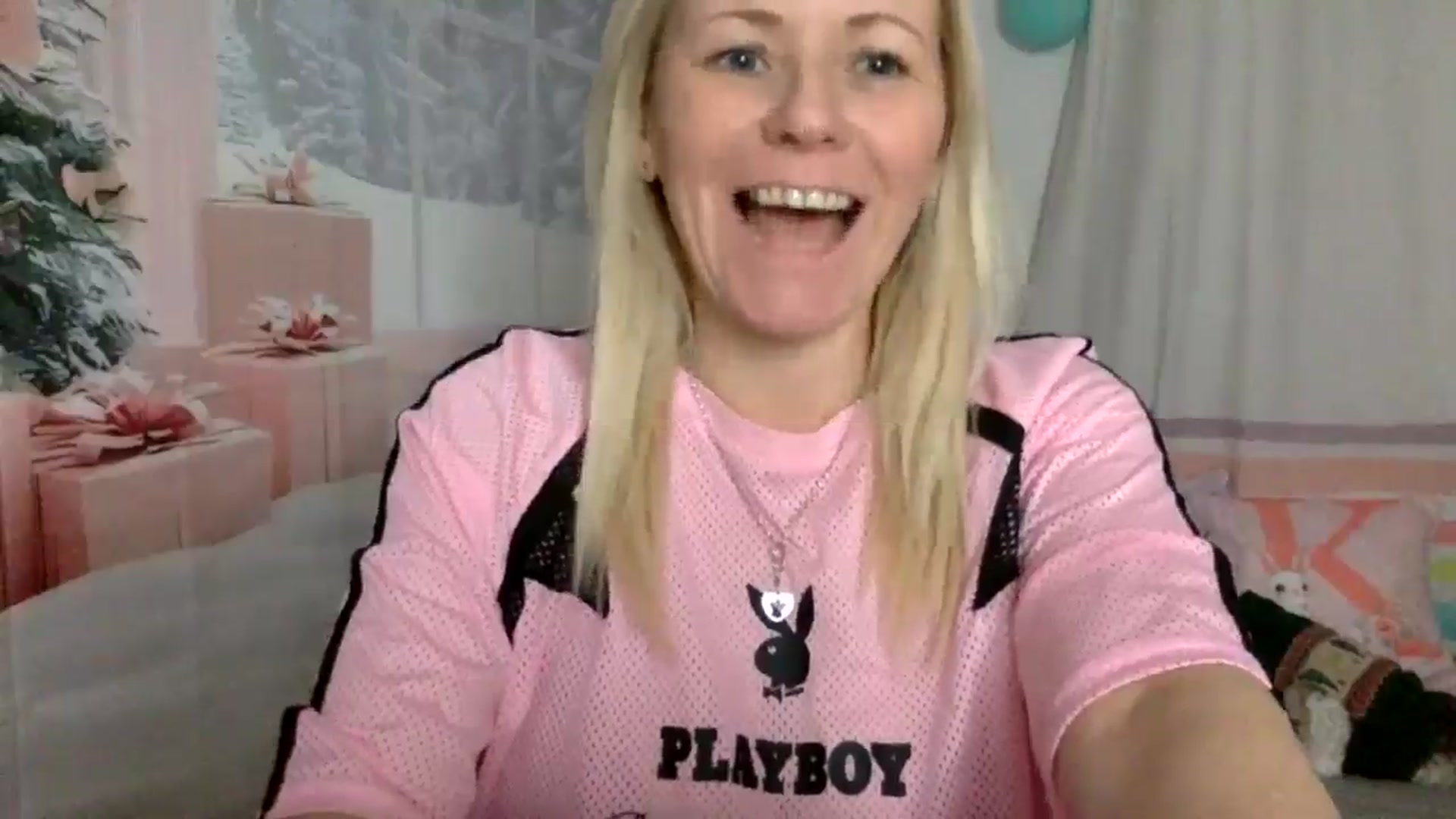 Gallery image thumbnail from Kurvy_Khloe's myfreecams stream on, 01/20/2026, 16:43 image 15 of 20