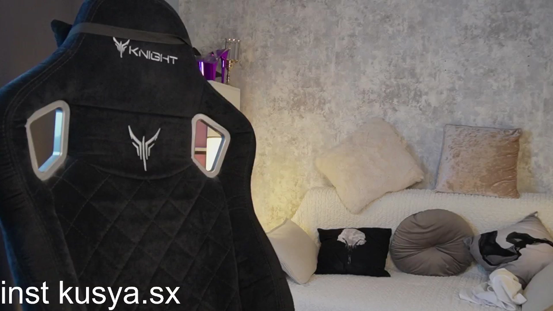 Gallery image thumbnail from KusyaSexy's myfreecams stream on, 04/26/2026, 24:58 image 2 of 20