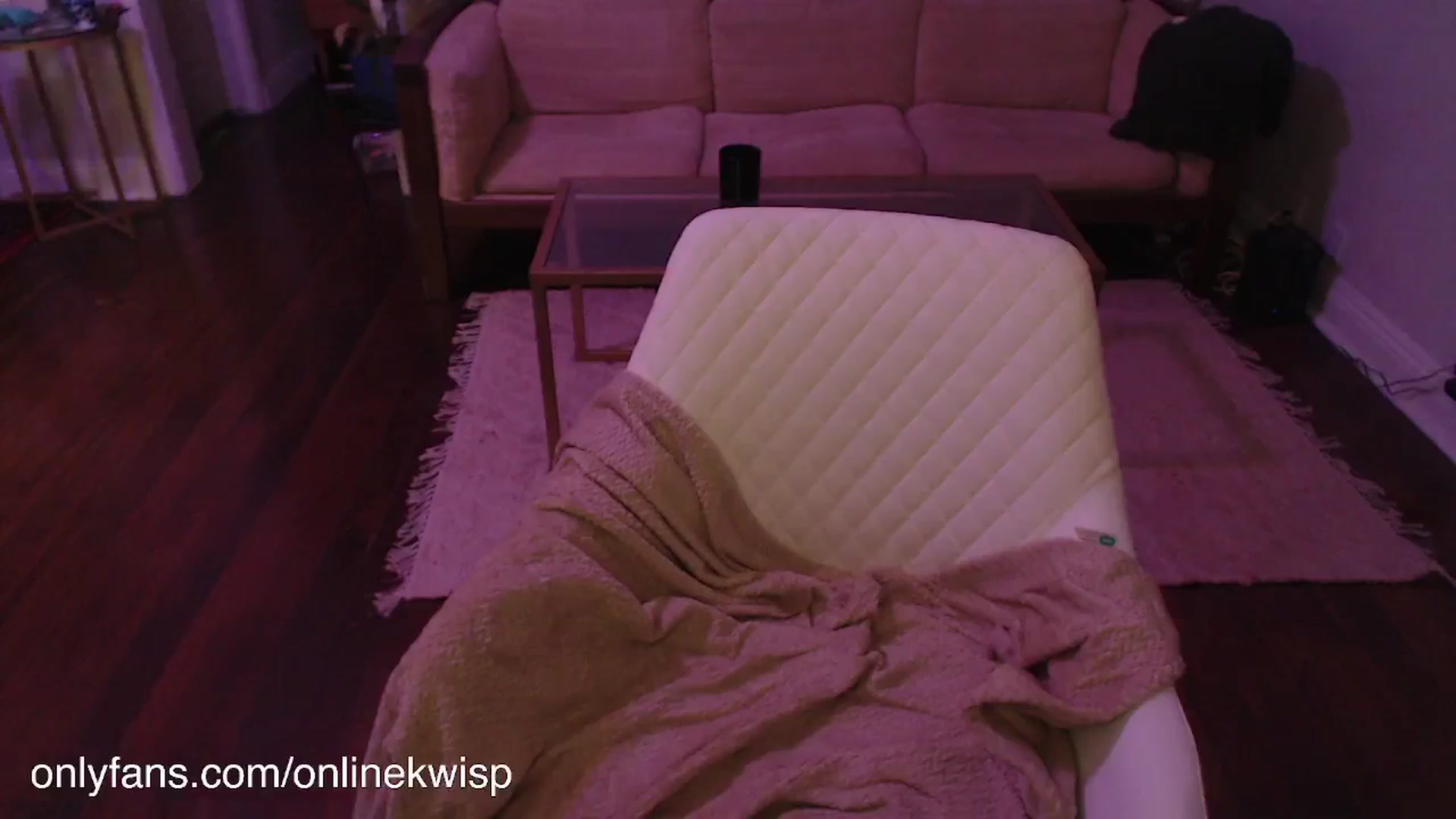 Gallery image thumbnail from Kwispy_'s myfreecams stream on, 03/19/2024, 06:26 image 12 of 20