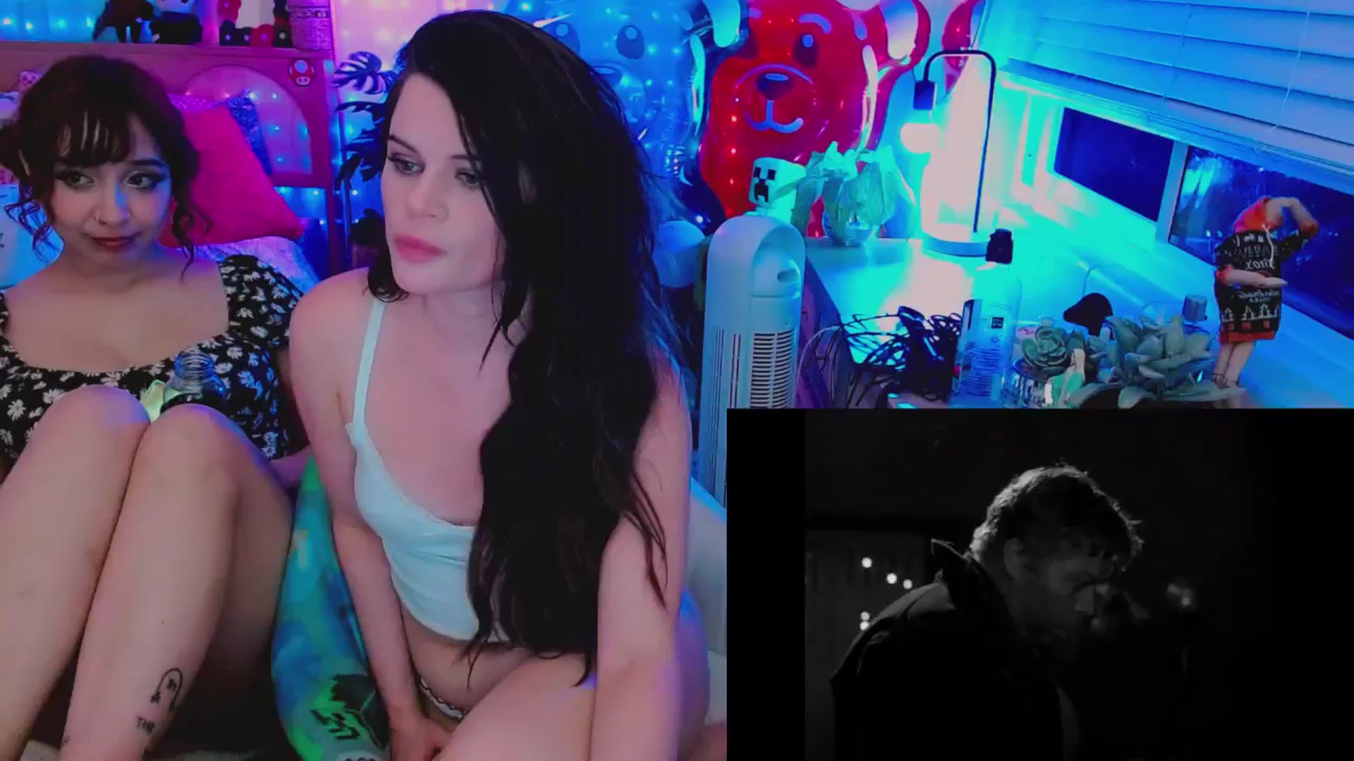 Gallery image thumbnail from Kwispy_'s myfreecams stream on, 06/18/2024, 06:59 image 18 of 20