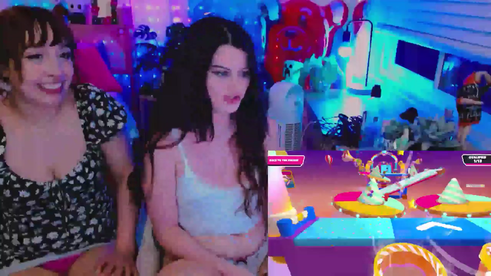 Gallery image thumbnail from Kwispy_'s myfreecams stream on, 06/18/2024, 06:59 image 3 of 20