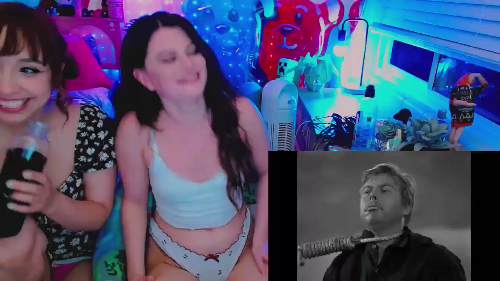 Gallery image thumbnail from Kwispy_'s myfreecams stream on, 06/18/2024, 06:59 image 12 of 20