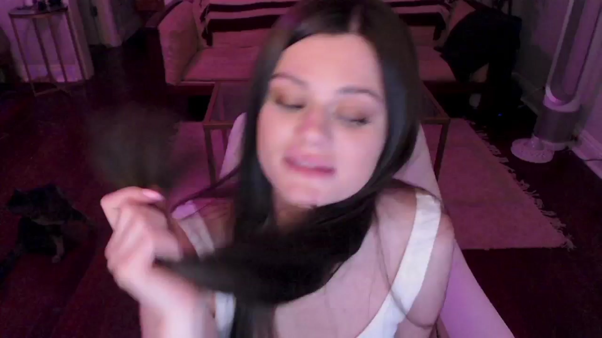 Gallery image thumbnail from Kwispy_'s myfreecams stream on, 07/12/2024, 04:55 image 19 of 20