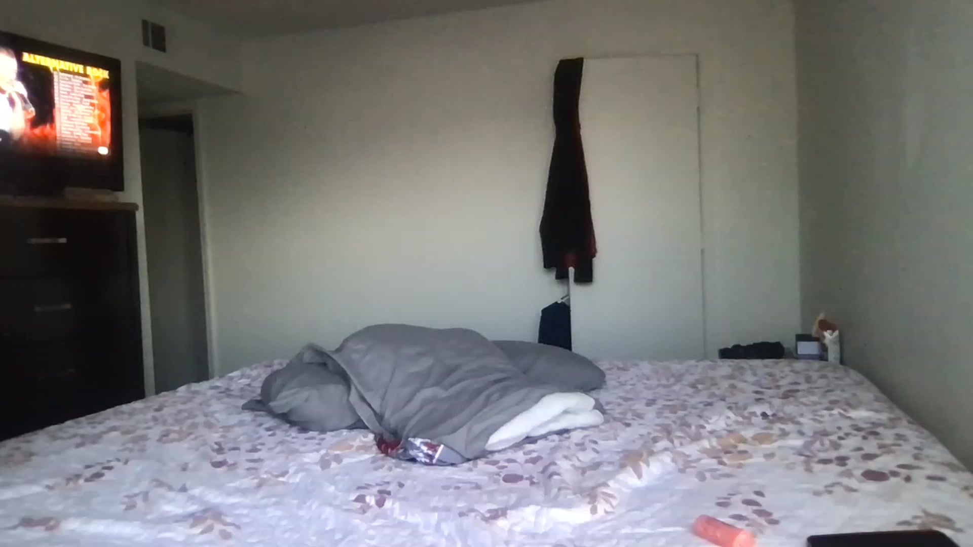 Gallery image thumbnail from Kyaloves's myfreecams stream on, 02/25/2023, 19:57 image 5 of 20