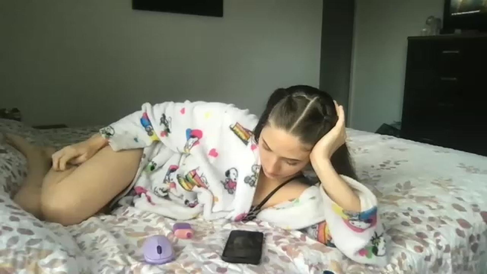 Gallery image thumbnail from Kyaloves's myfreecams stream on, 05/22/2023, 14:47 image 19 of 20