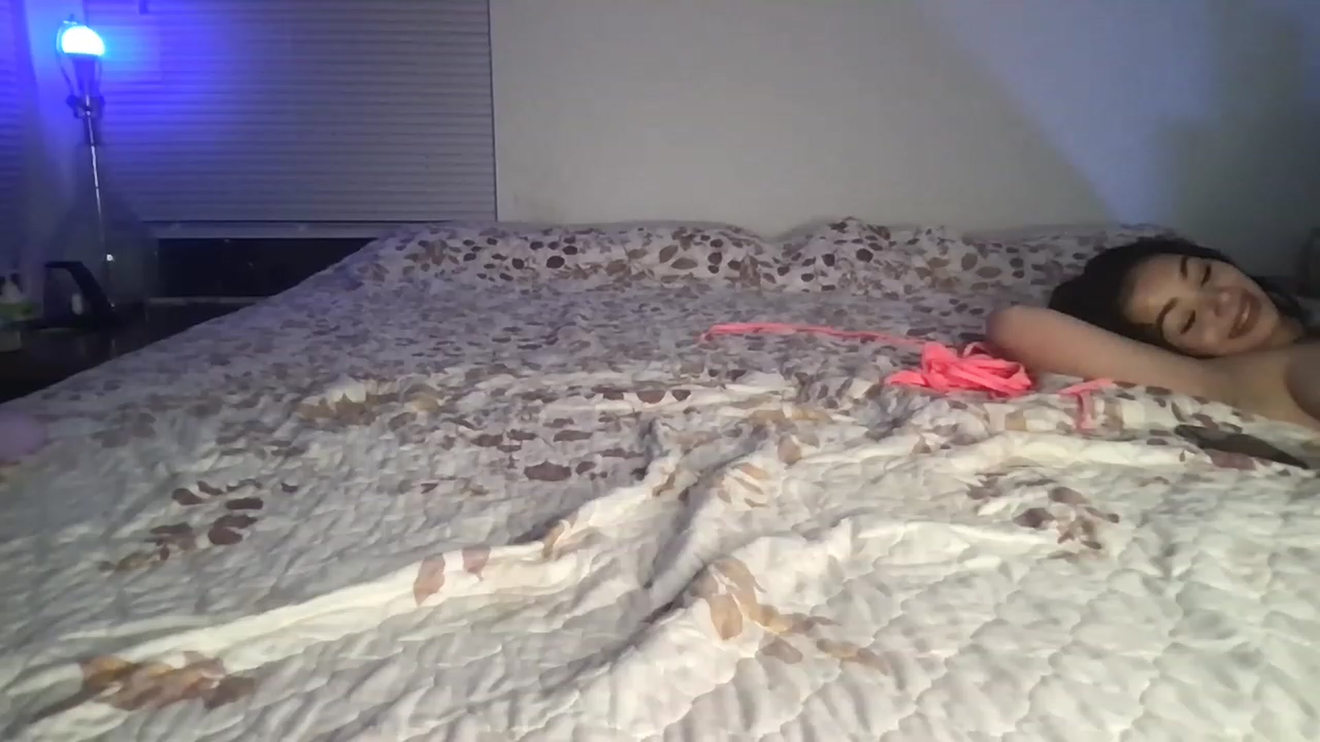 Gallery image thumbnail from Kyaloves's myfreecams stream on, 06/03/2023, 05:00 image 3 of 20