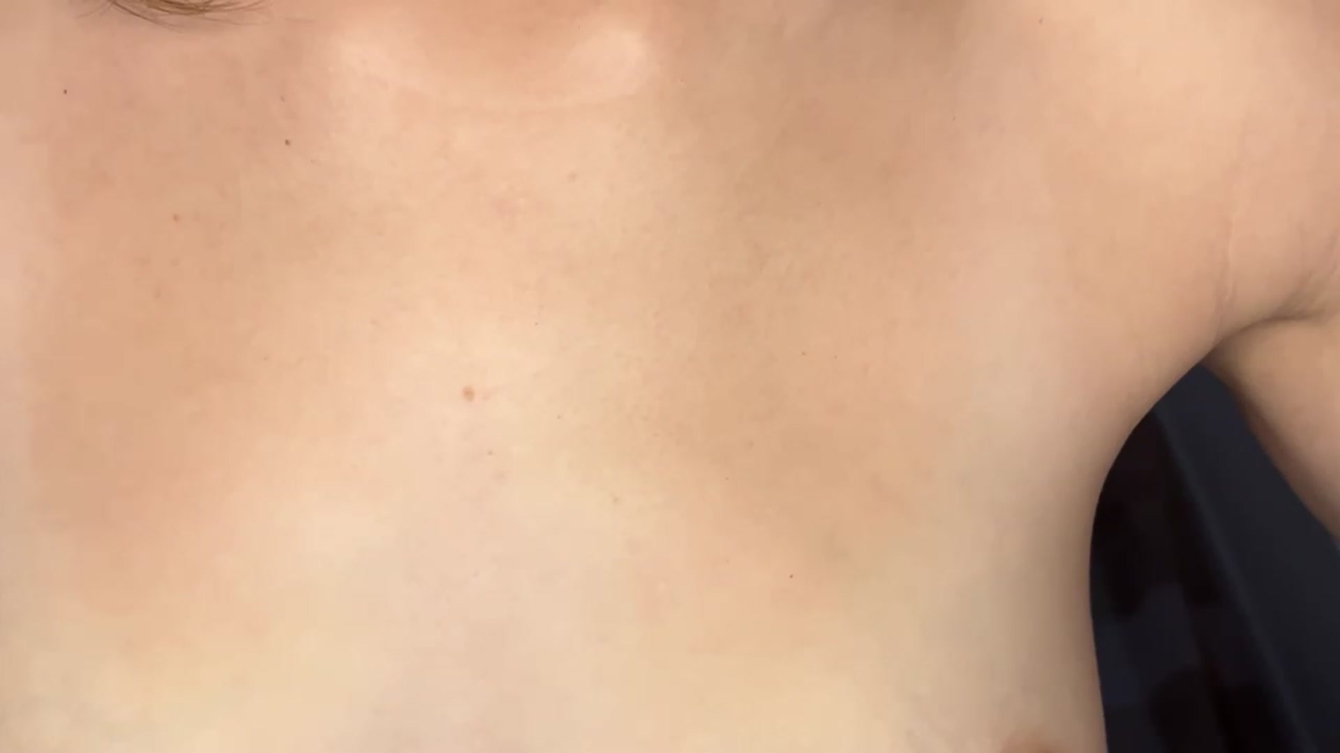 Gallery image thumbnail from Kyaloves's myfreecams stream on, 06/18/2023, 11:08 image 12 of 20
