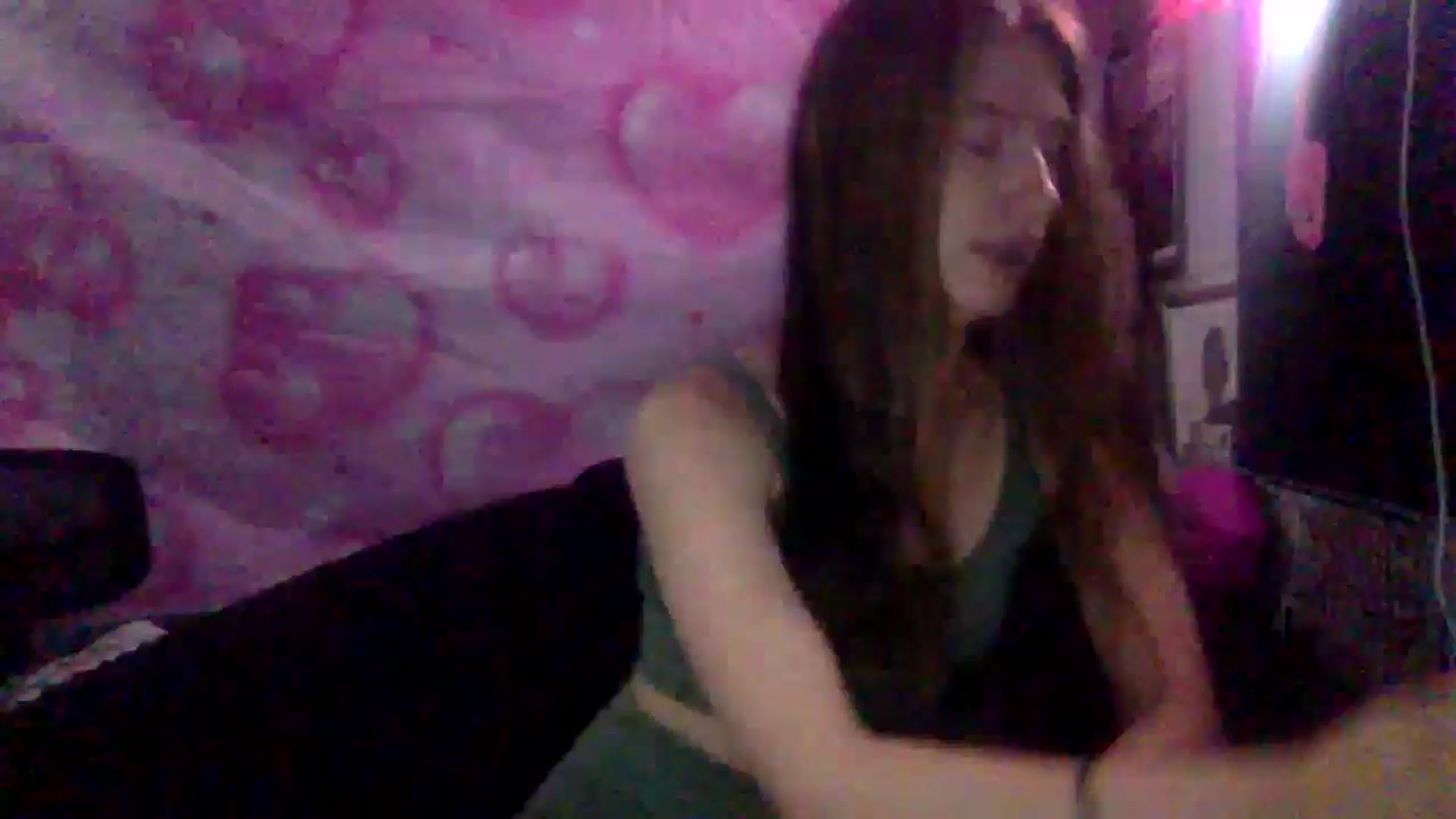 Gallery image thumbnail from KyeLove's myfreecams stream on, 07/09/2024, 12:00 image 2 of 20