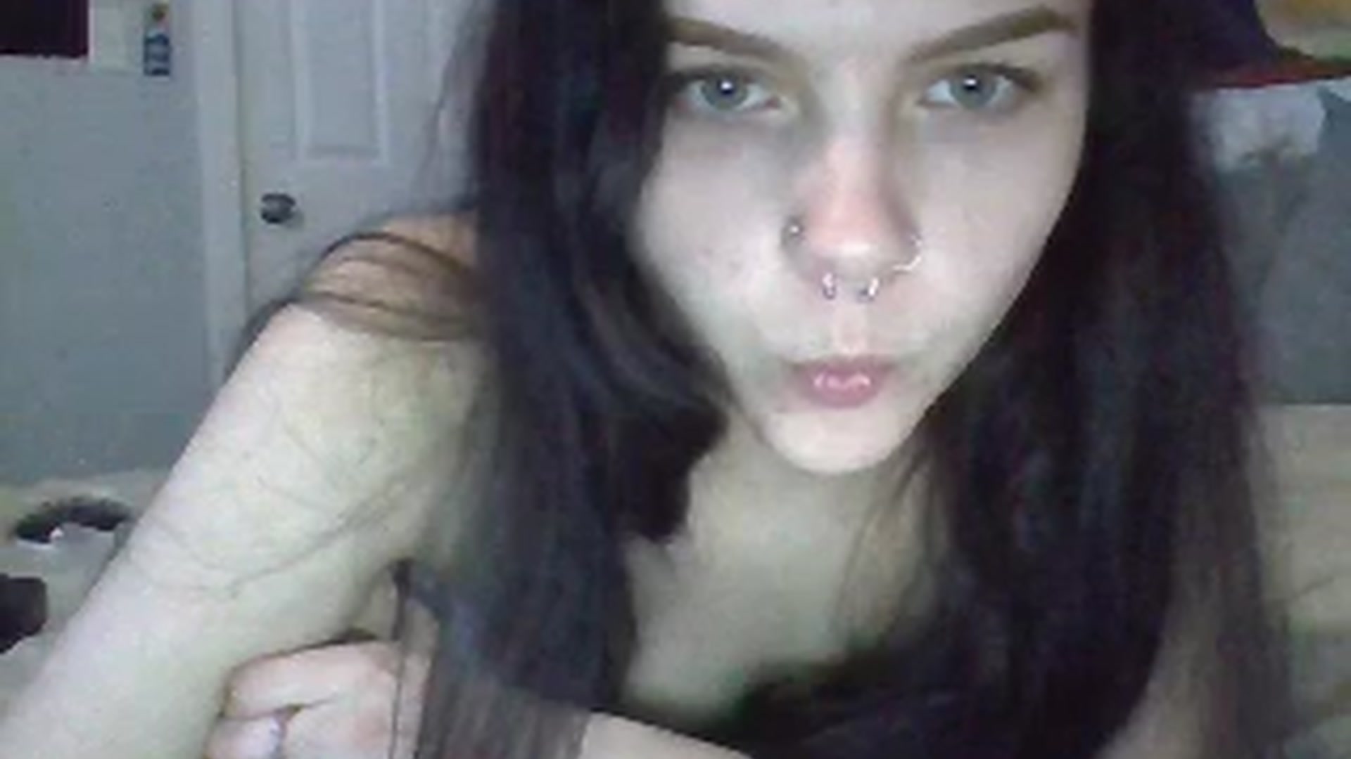 Gallery image thumbnail from Kyky_baby444's myfreecams stream on, 02/11/2025, 07:36 image 19 of 20