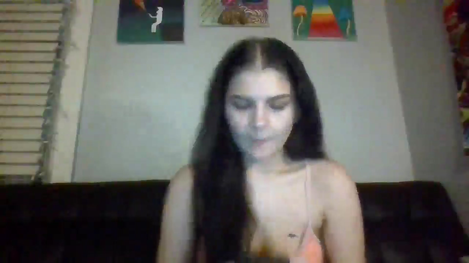 Gallery image thumbnail from Kyky_baby444's myfreecams stream on, 02/19/2025, 06:31 image 16 of 20