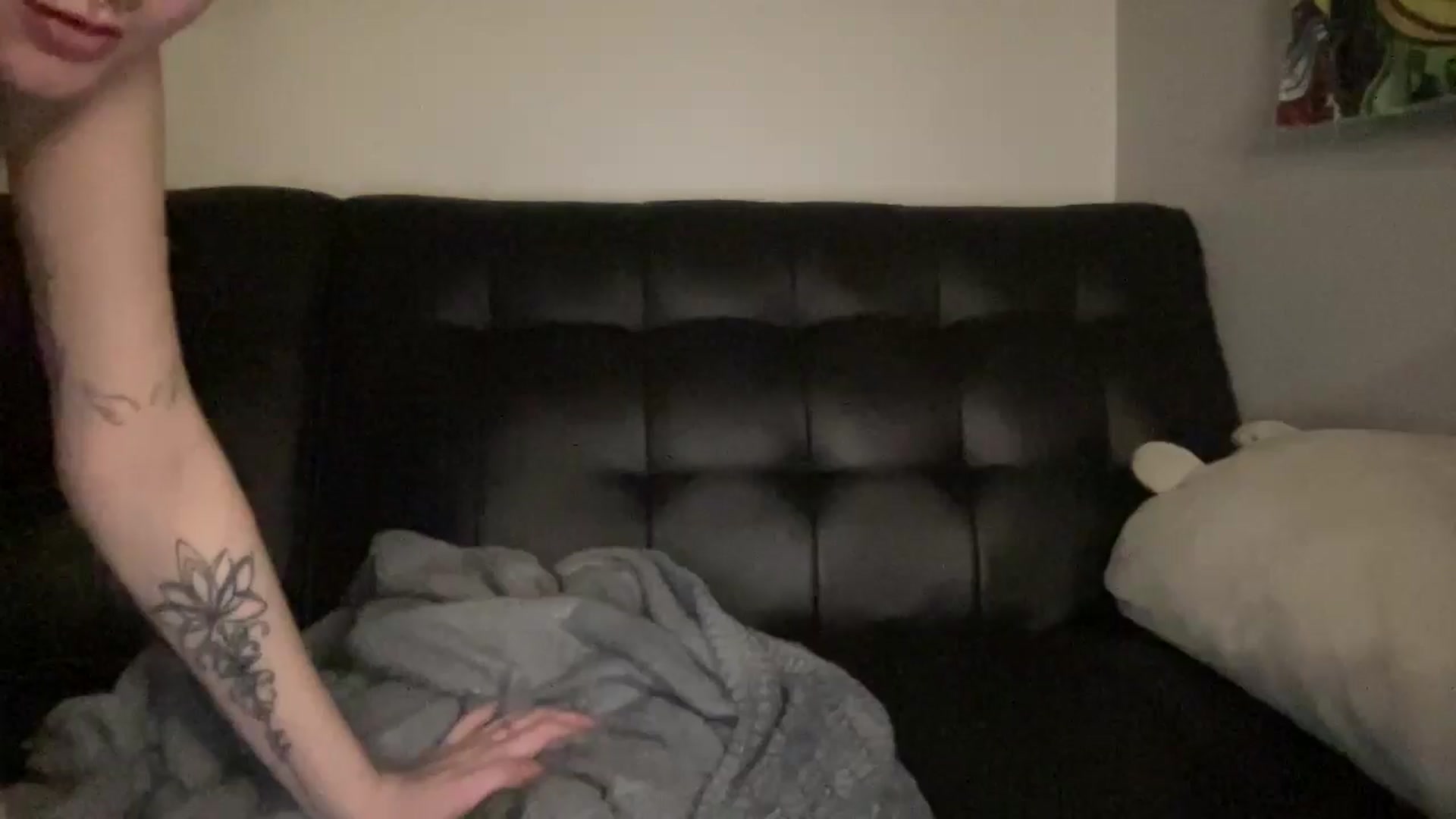 Gallery image thumbnail from Kyky_baby444's myfreecams stream on, 02/21/2025, 24:58 image 2 of 20