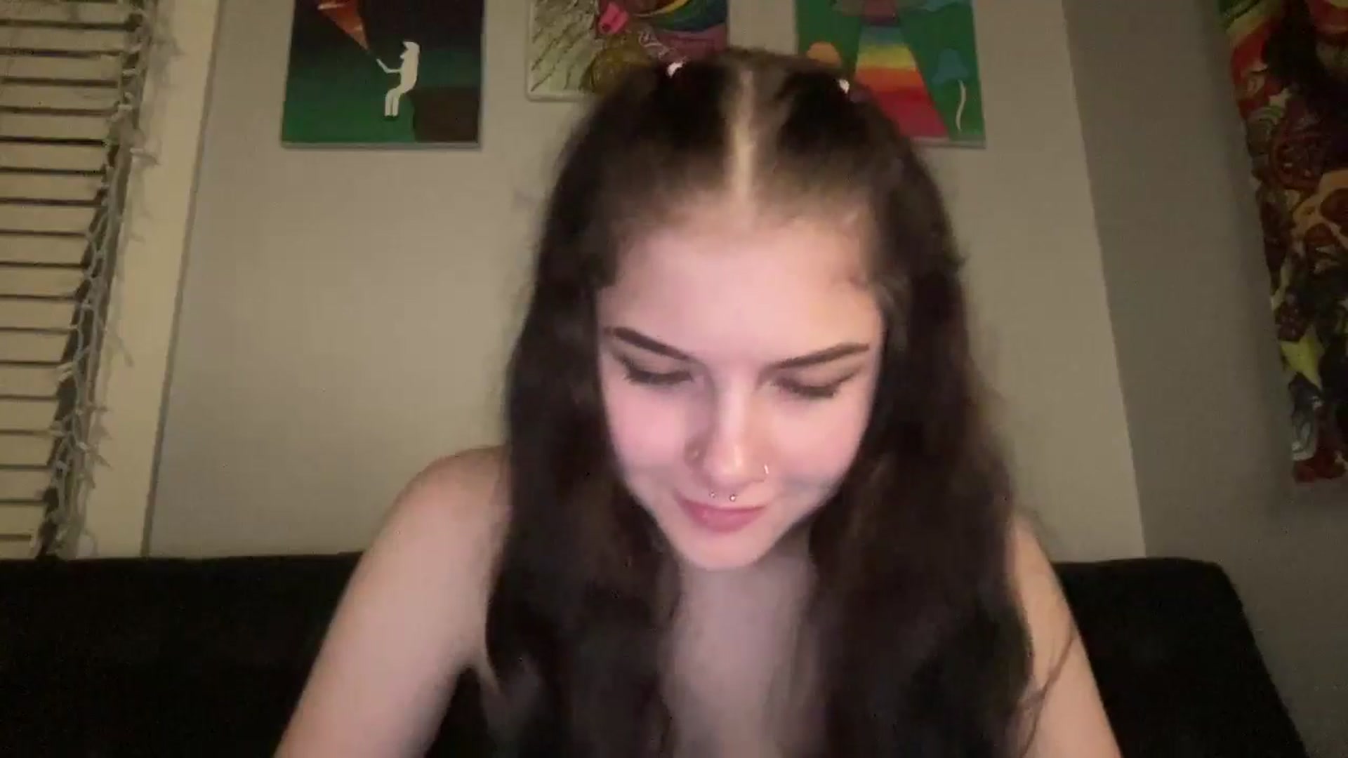Gallery image thumbnail from Kyky_baby444's myfreecams stream on, 02/21/2025, 03:32 image 7 of 20